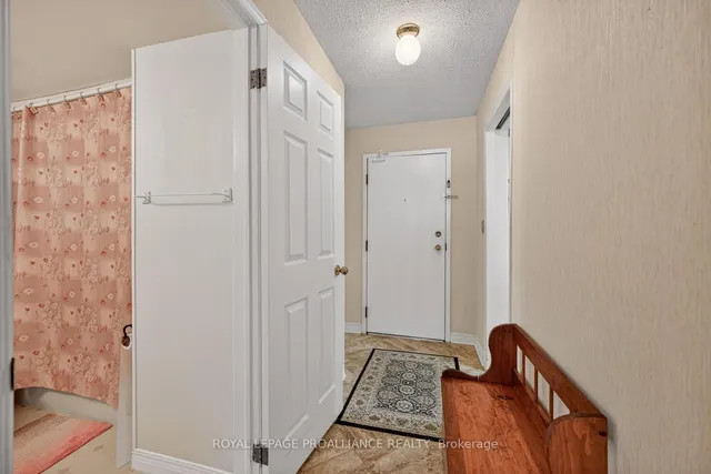 820 Laurier Blvd #205, Brockville 5