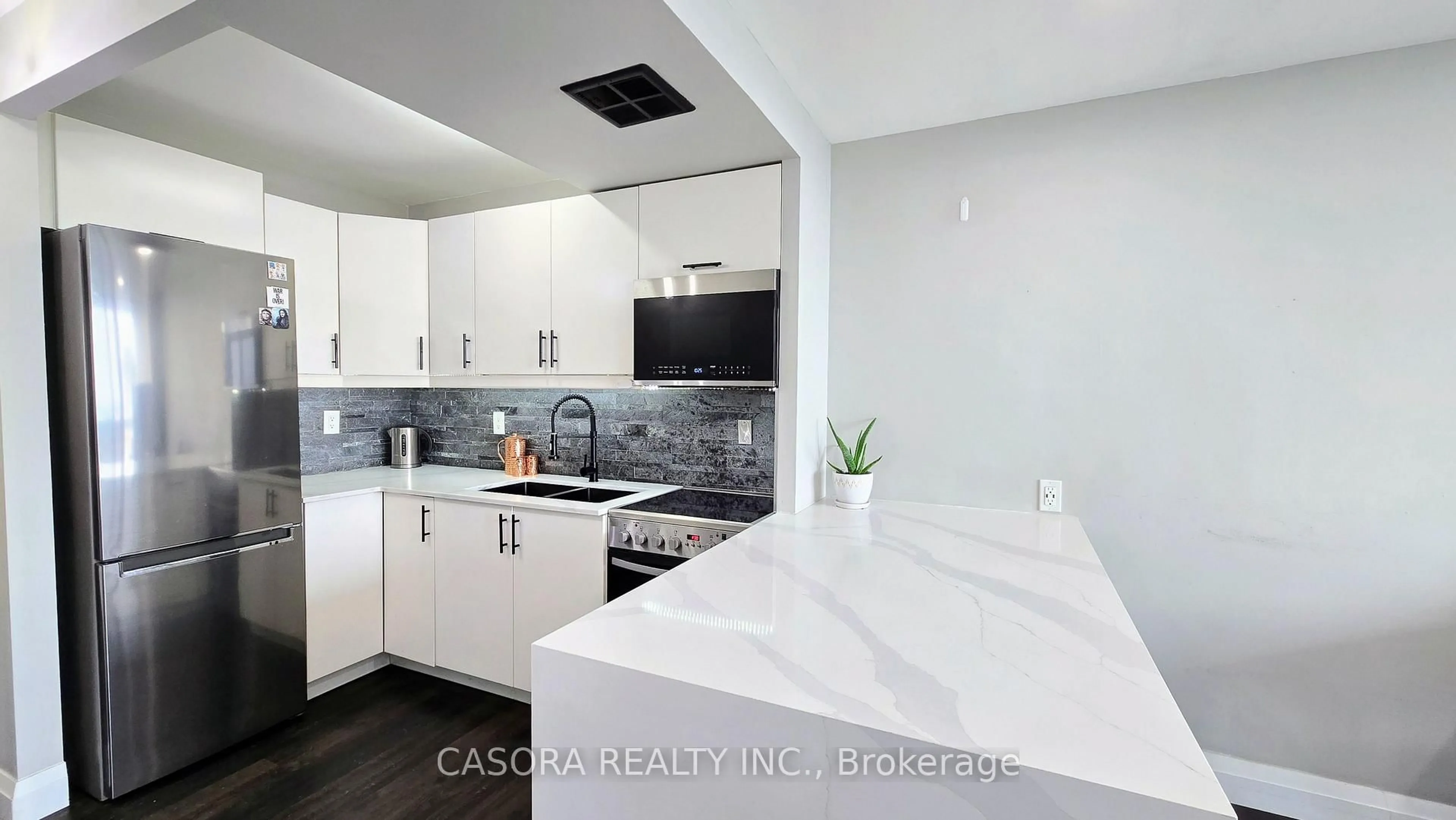 Contemporary kitchen, ceramic/tile floor for 150 Charlton Ave #3003, Hamilton Ontario L8N 3X3