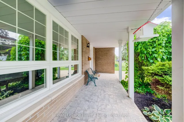 373 Willow St, Stratford 2