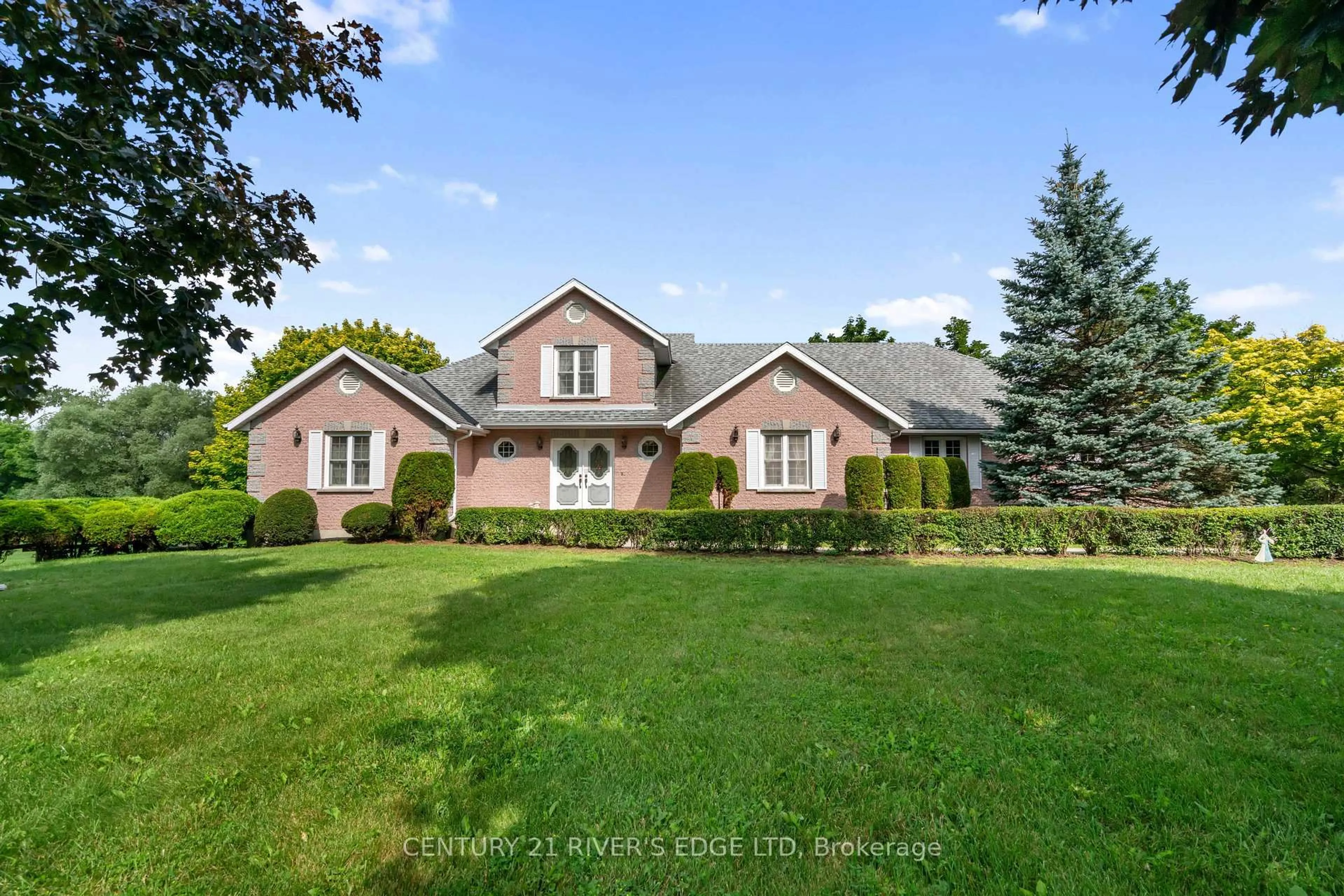 A pic from outside/outdoor area/front of a property/back of a property/a pic from drone, street for 2840 2nd Concession Rd, Elizabethtown-Kitley Ontario K6V 5T1