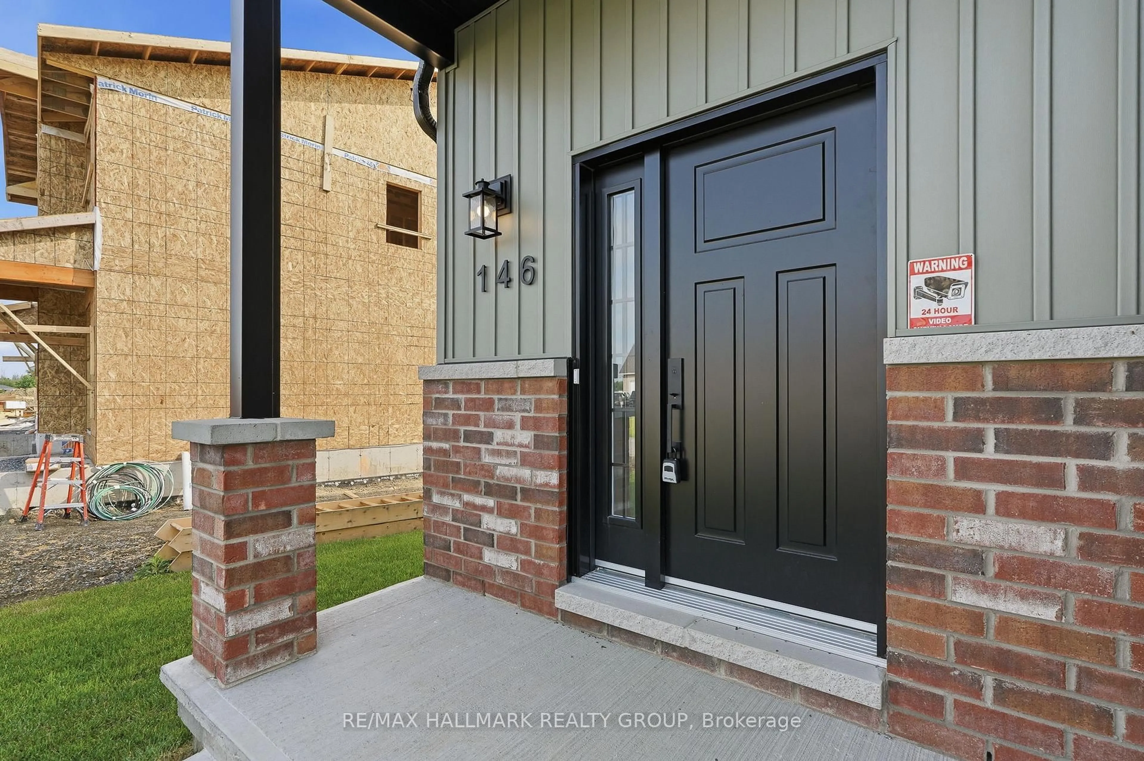 Indoor entryway for 146 ELIZABETH Dr, North Dundas Ontario K0C 1H0
