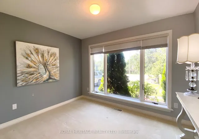 2 Mill St, Kawartha Lakes 3