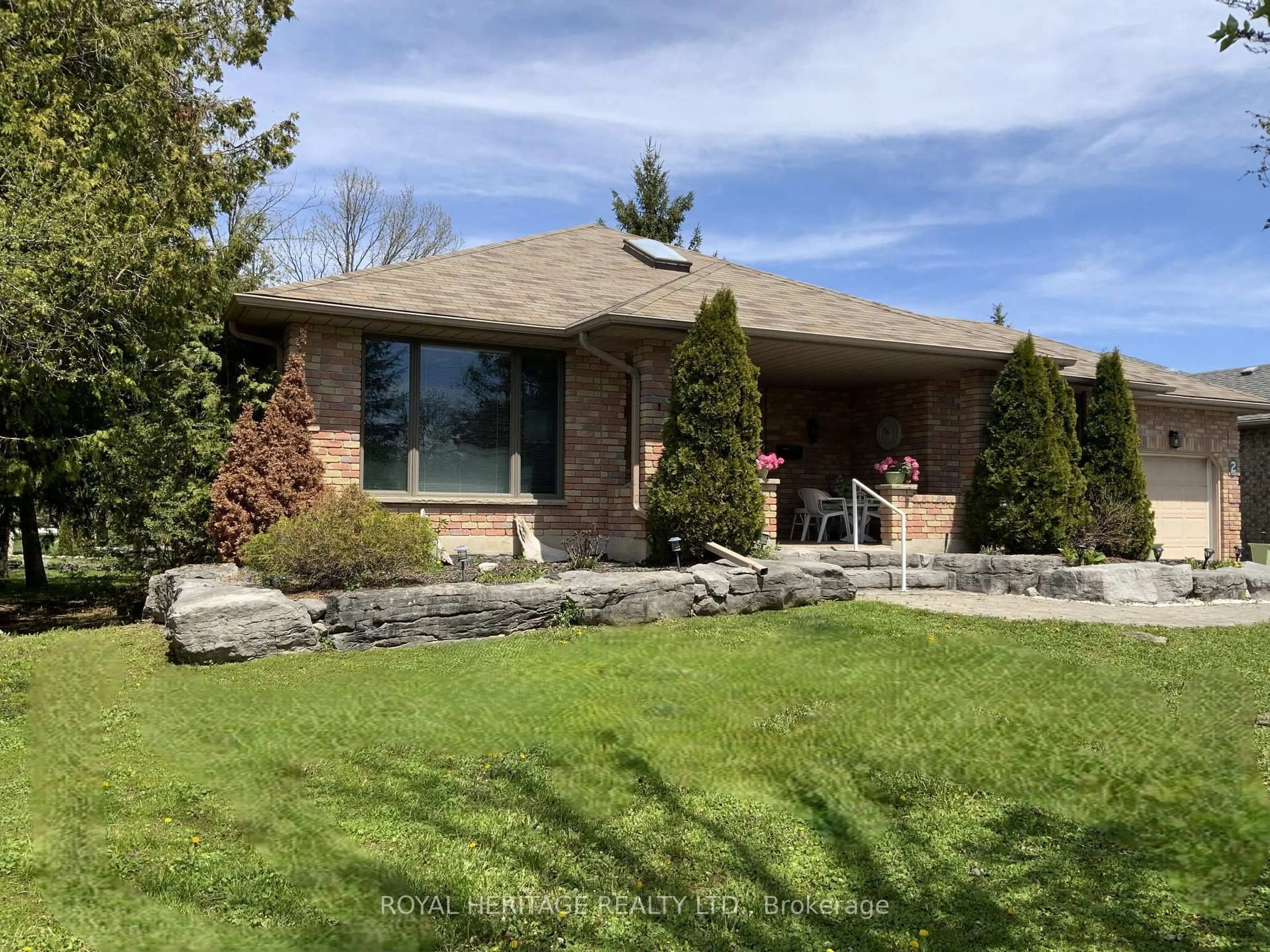 Home with brick exterior material, unknown for 2 Mill St, Kawartha Lakes Ontario K0M 1A0
