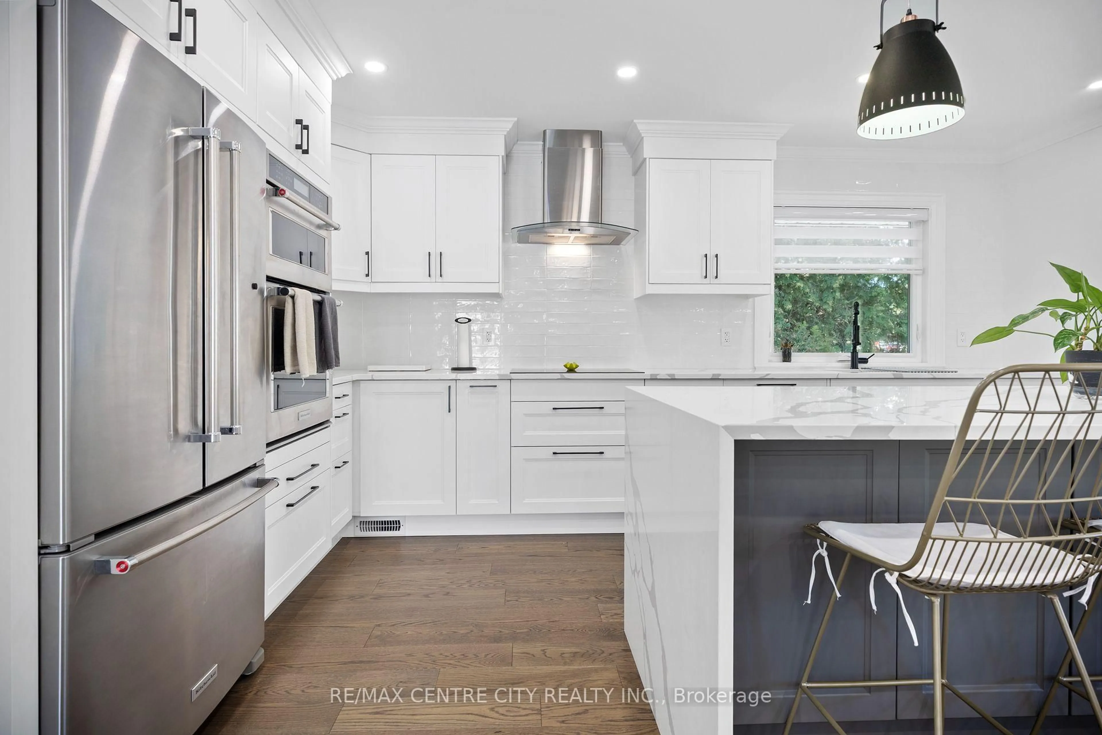 Contemporary kitchen, ceramic/tile floor for 1223 Royal York Rd, London North Ontario N6H 4A1