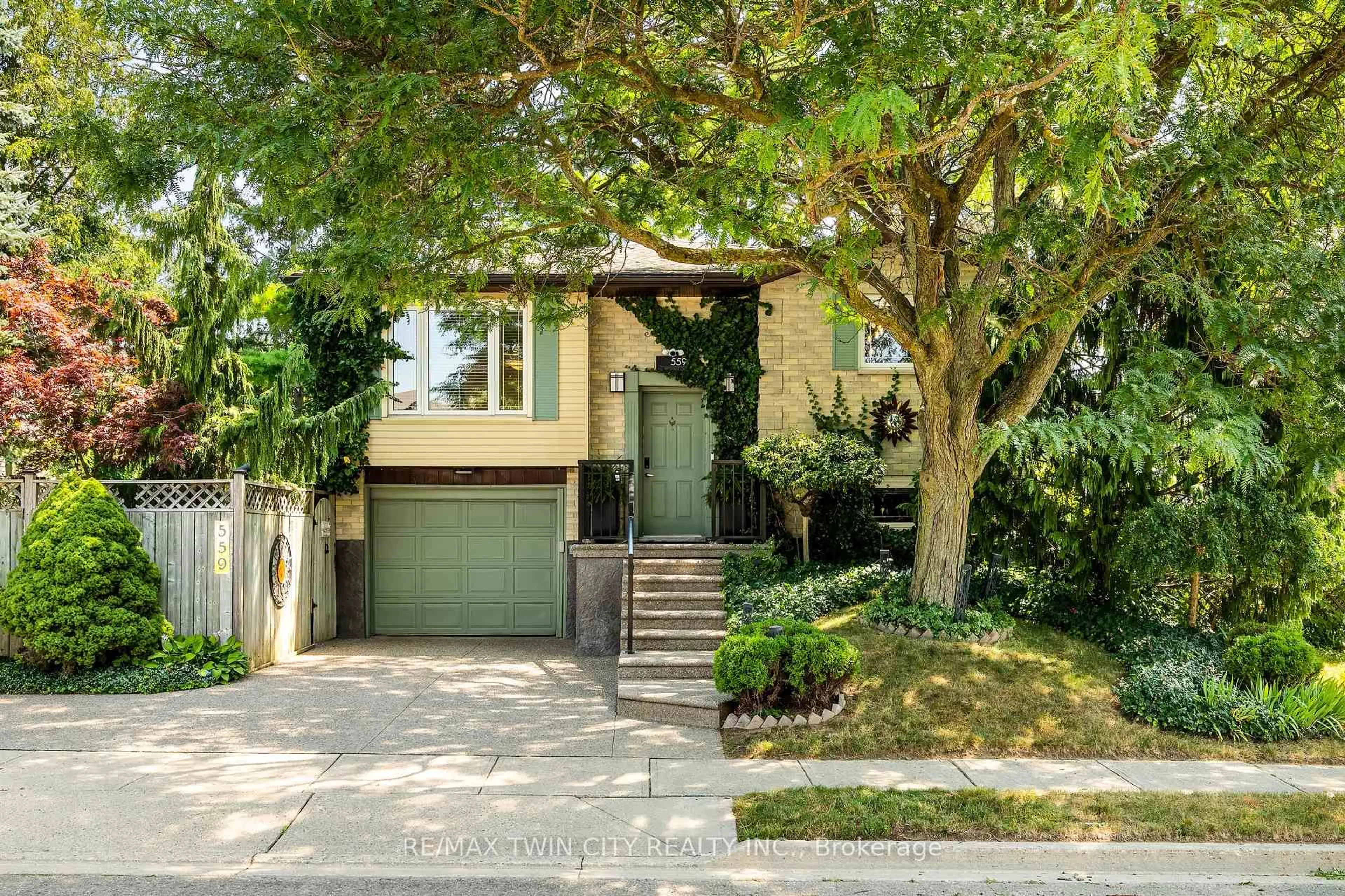 Home with brick exterior material, street for 559 HALBERSTADT Circ, Cambridge Ontario N3H 5J5