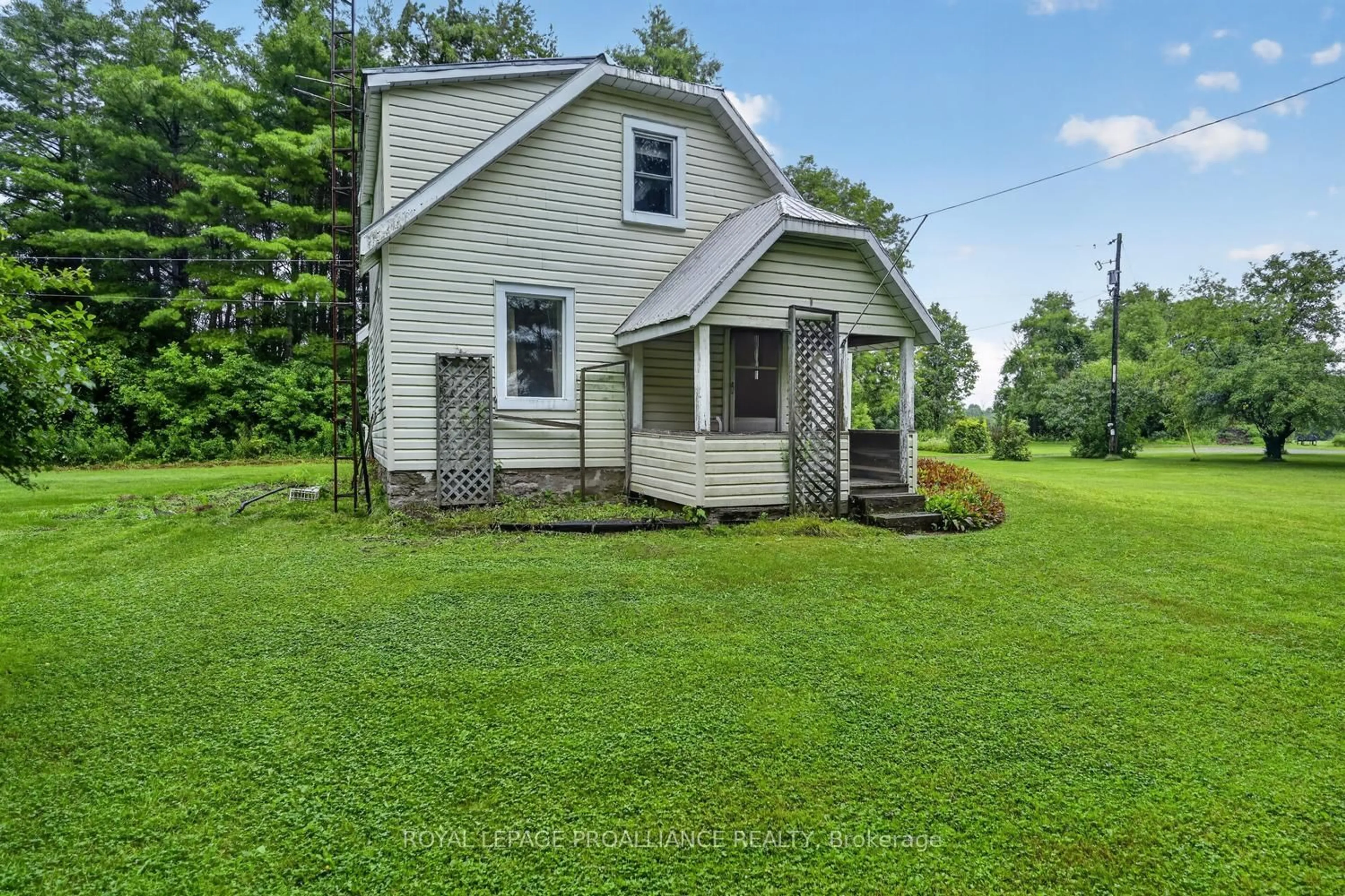 A pic from outside/outdoor area/front of a property/back of a property/a pic from drone, building for 11836 Rocksprings Rd, Elizabethtown-Kitley Ontario K0G 1R0