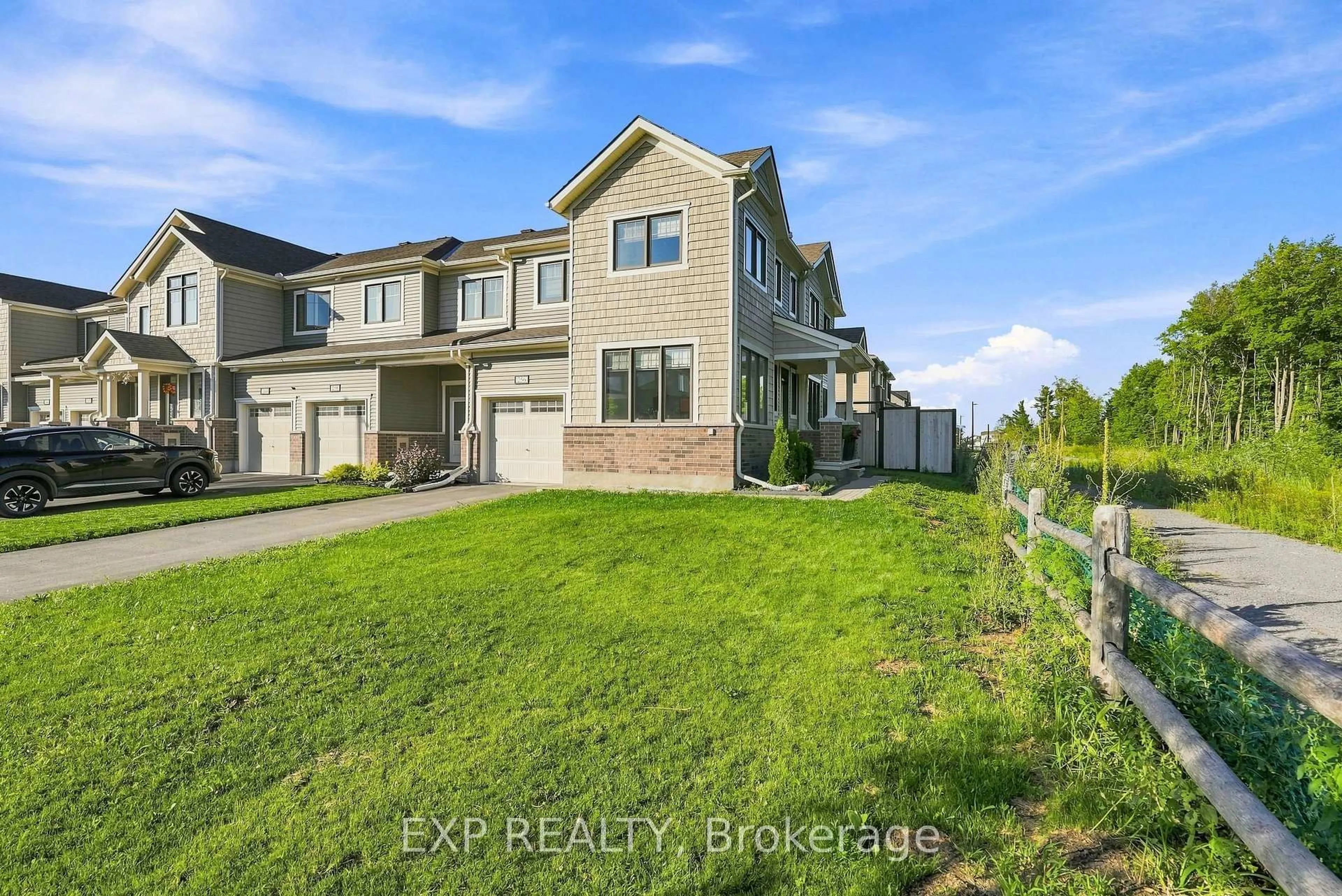 A pic from outside/outdoor area/front of a property/back of a property/a pic from drone, unknown for 256 Billrian Cres, Ottawa Ontario K2S 3A5