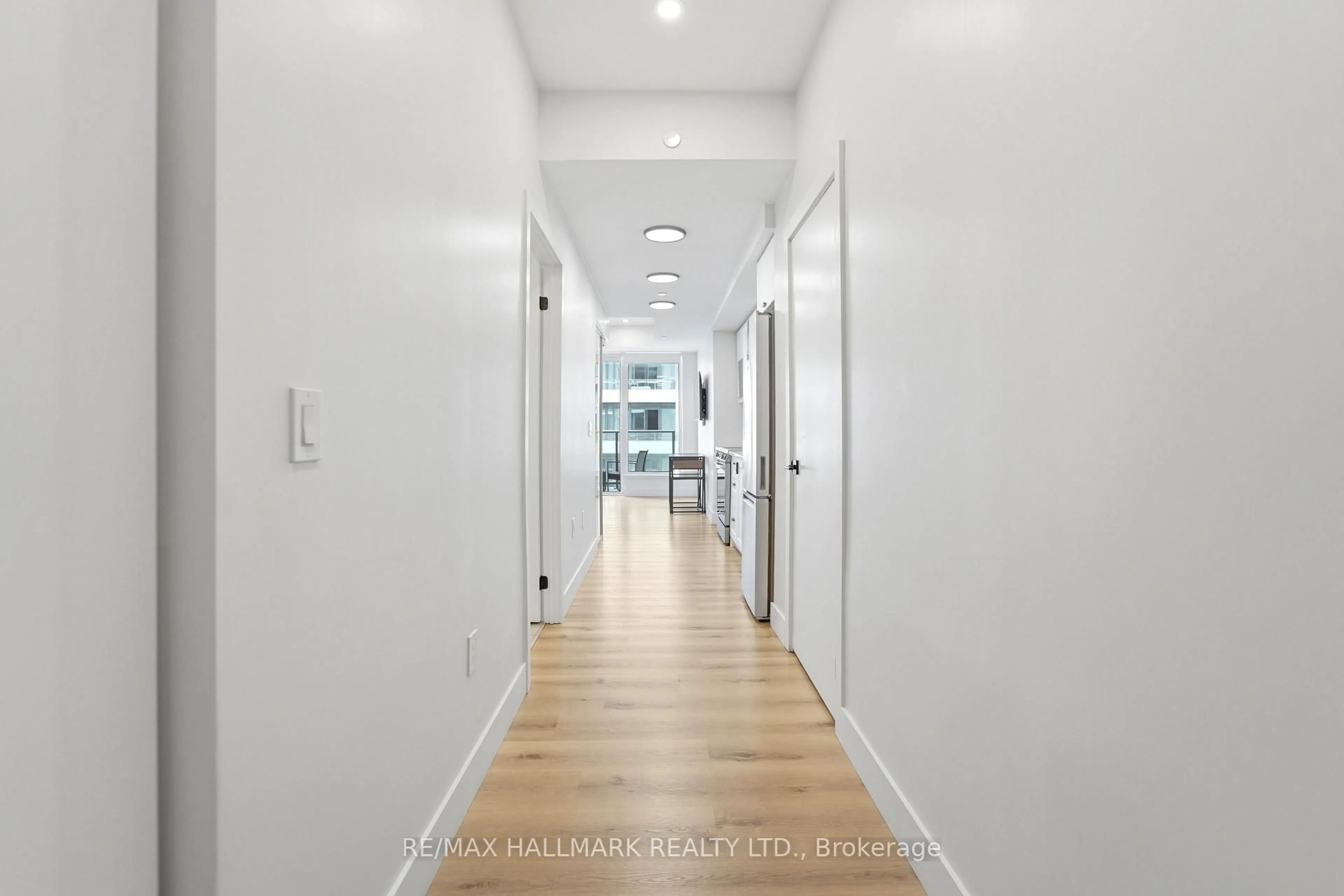 Unknown for 5 Wellington St #1403, Kitchener Ontario N2G 0E3