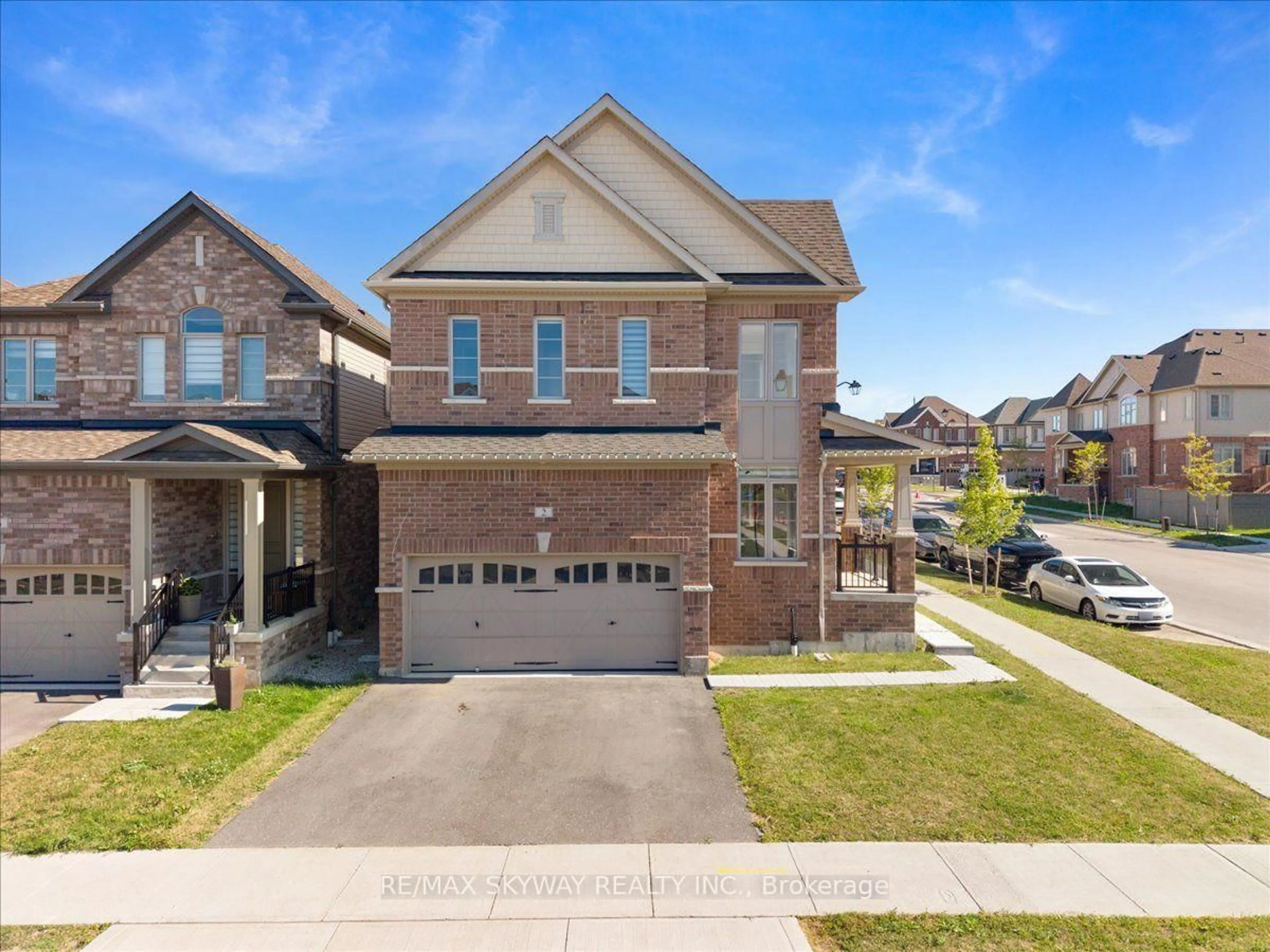 Home with brick exterior material, street for 2 Georgina St, Kitchener Ontario N2R 0S6