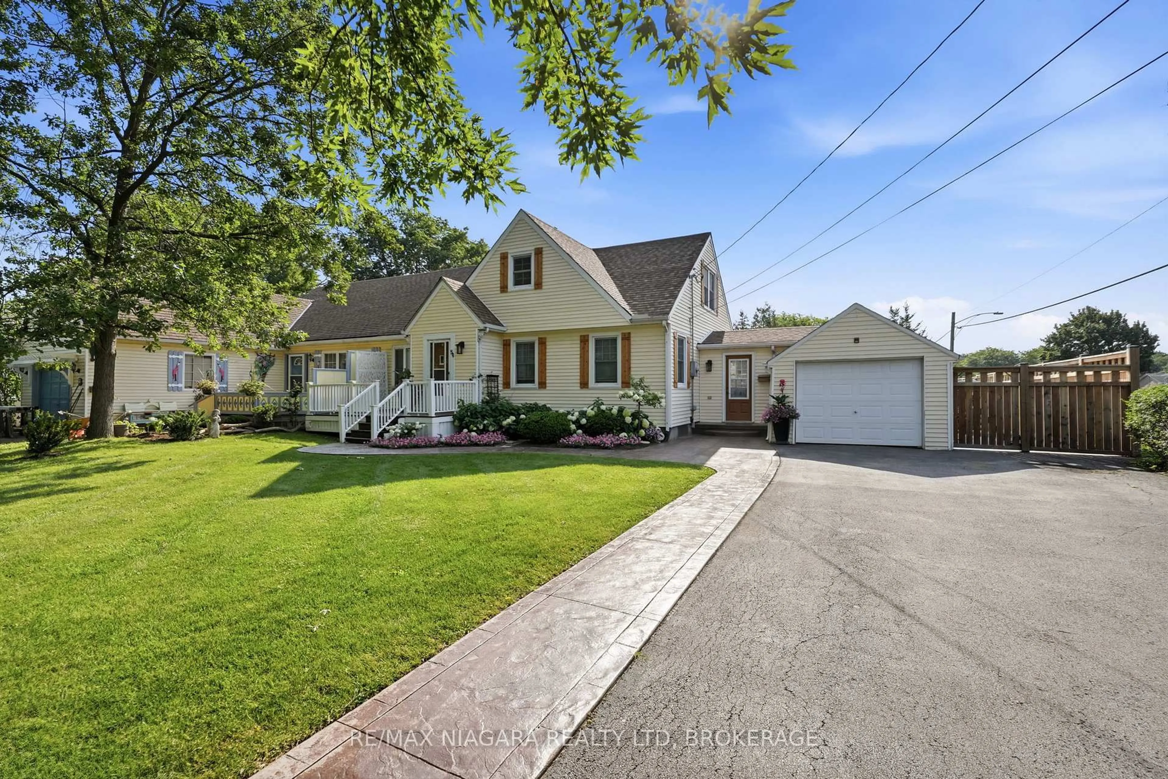 Unknown for 54 Fairview Rd, Grimsby Ontario L3M 3L5