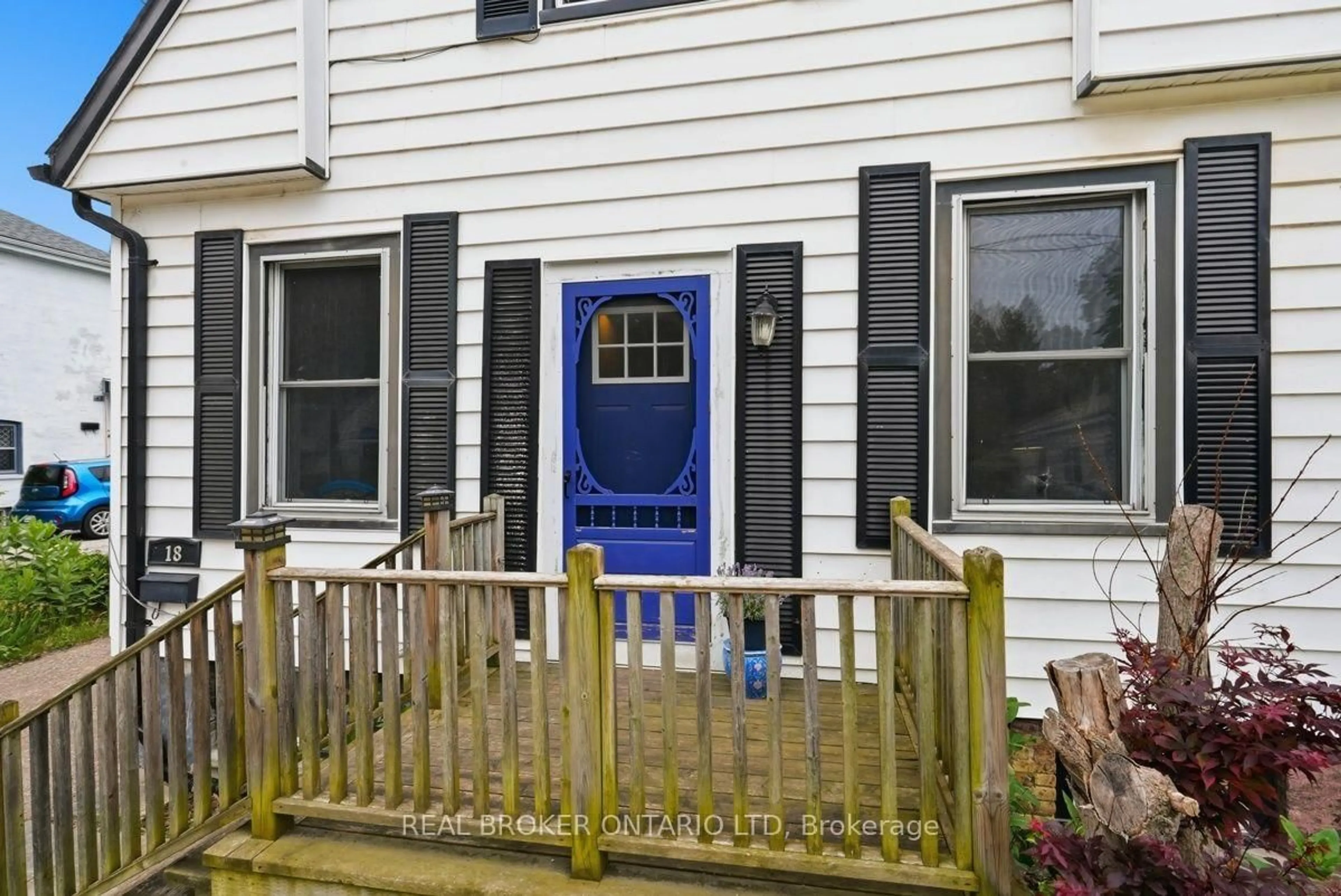 Unknown for 18 Mount Pleasant Ave, London North Ontario N6H 1C9