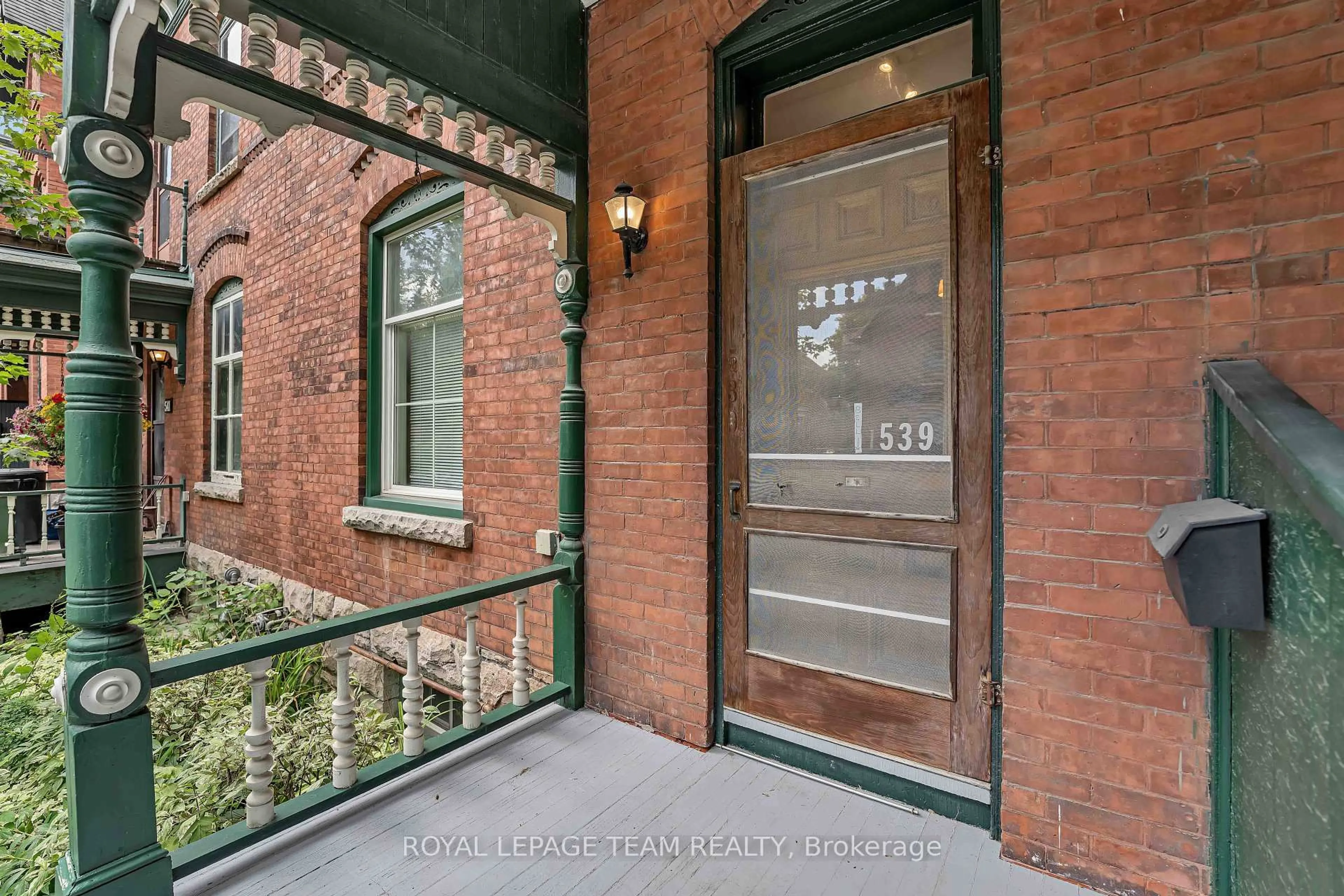 Unknown for 539 Gilmour St, Ottawa Ontario K1R 5L5