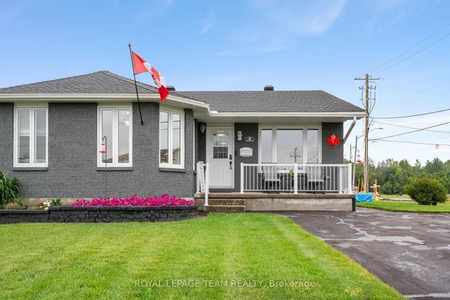 2 Billings Ave, South Dundas 2