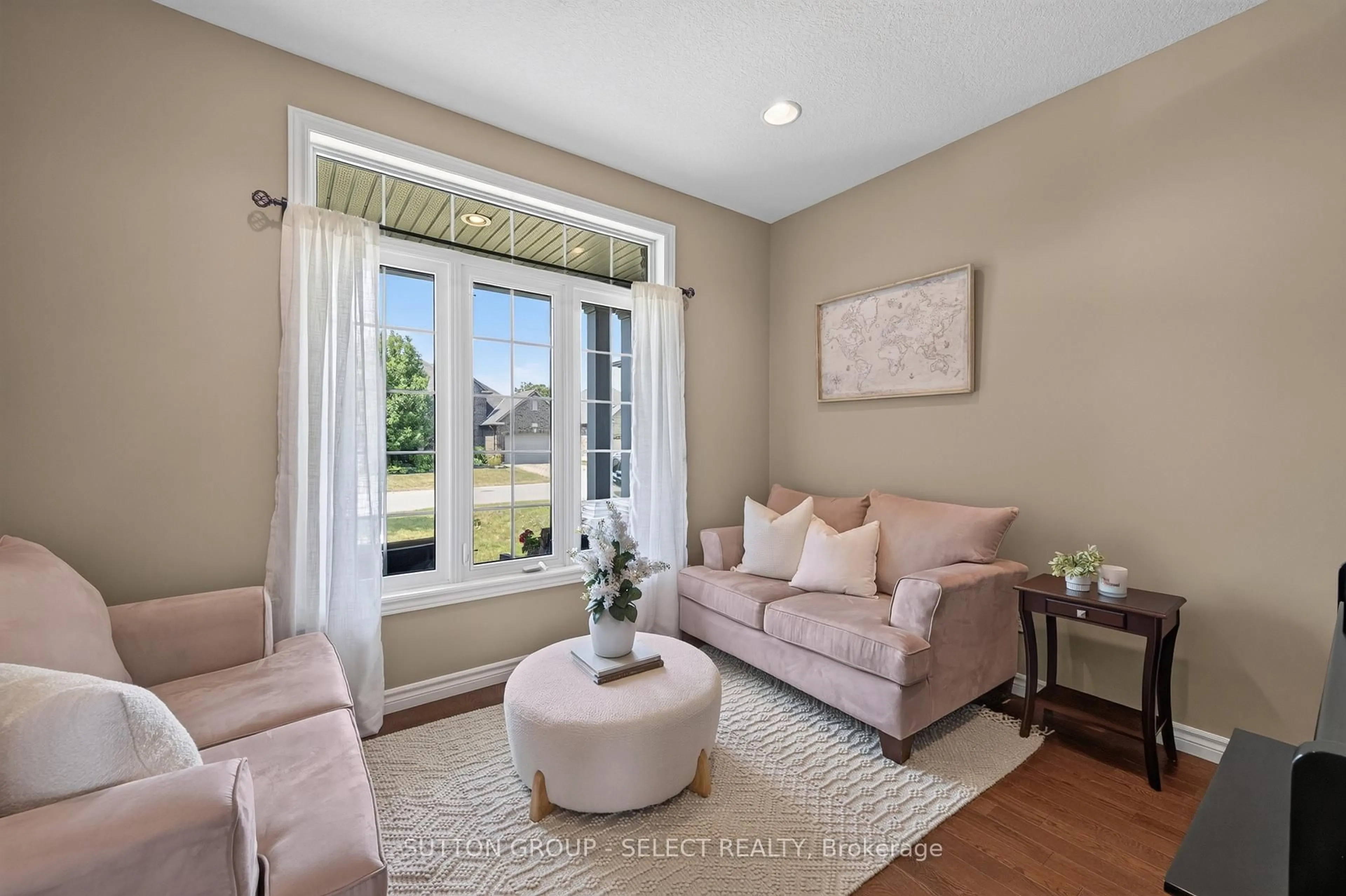 Living room with furniture, unknown for 6 Ashwood Cres, Middlesex Centre Ontario N0M 2A0