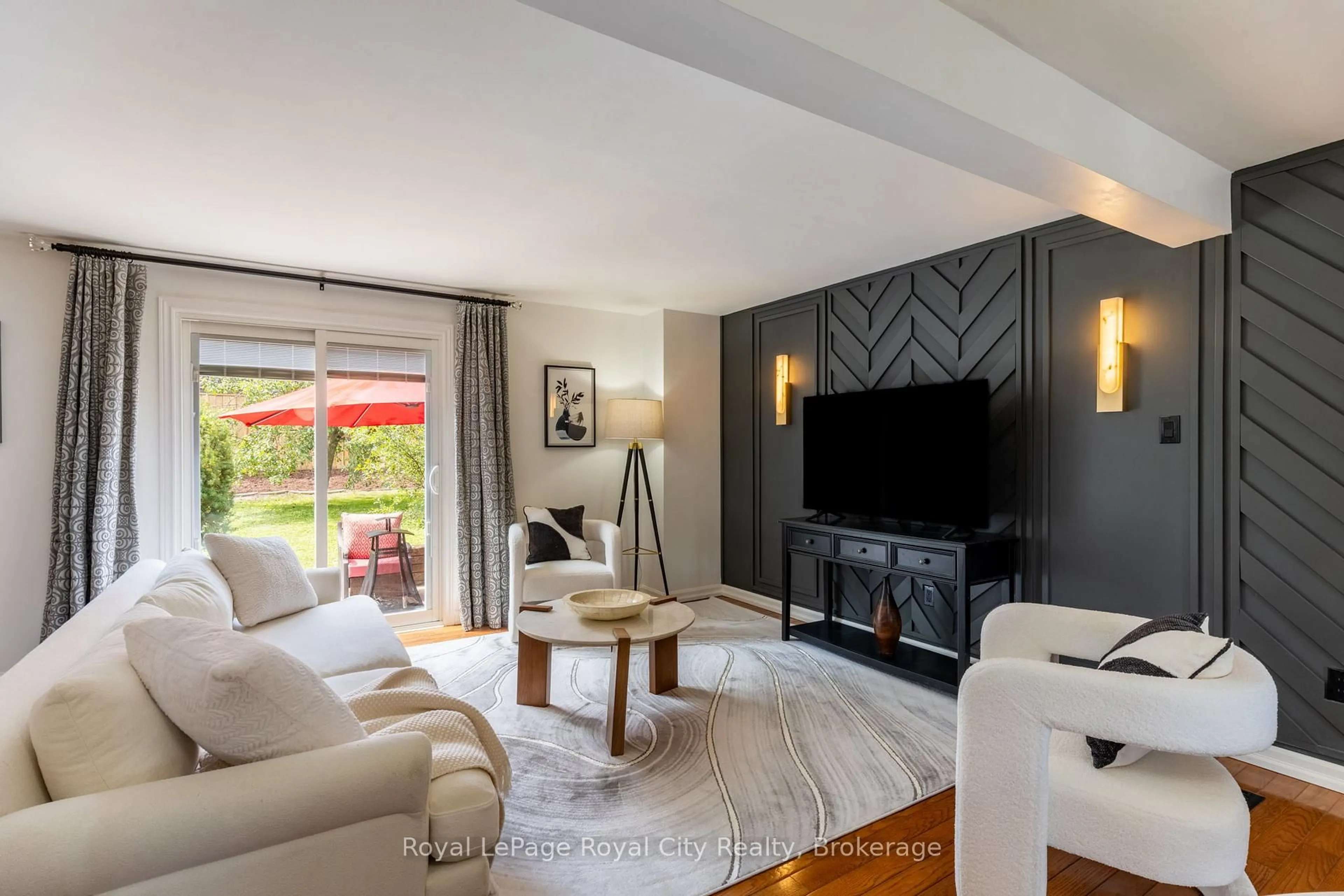 Living room with furniture, unknown for 245 Elmira Rd, Guelph Ontario N1K 1R1
