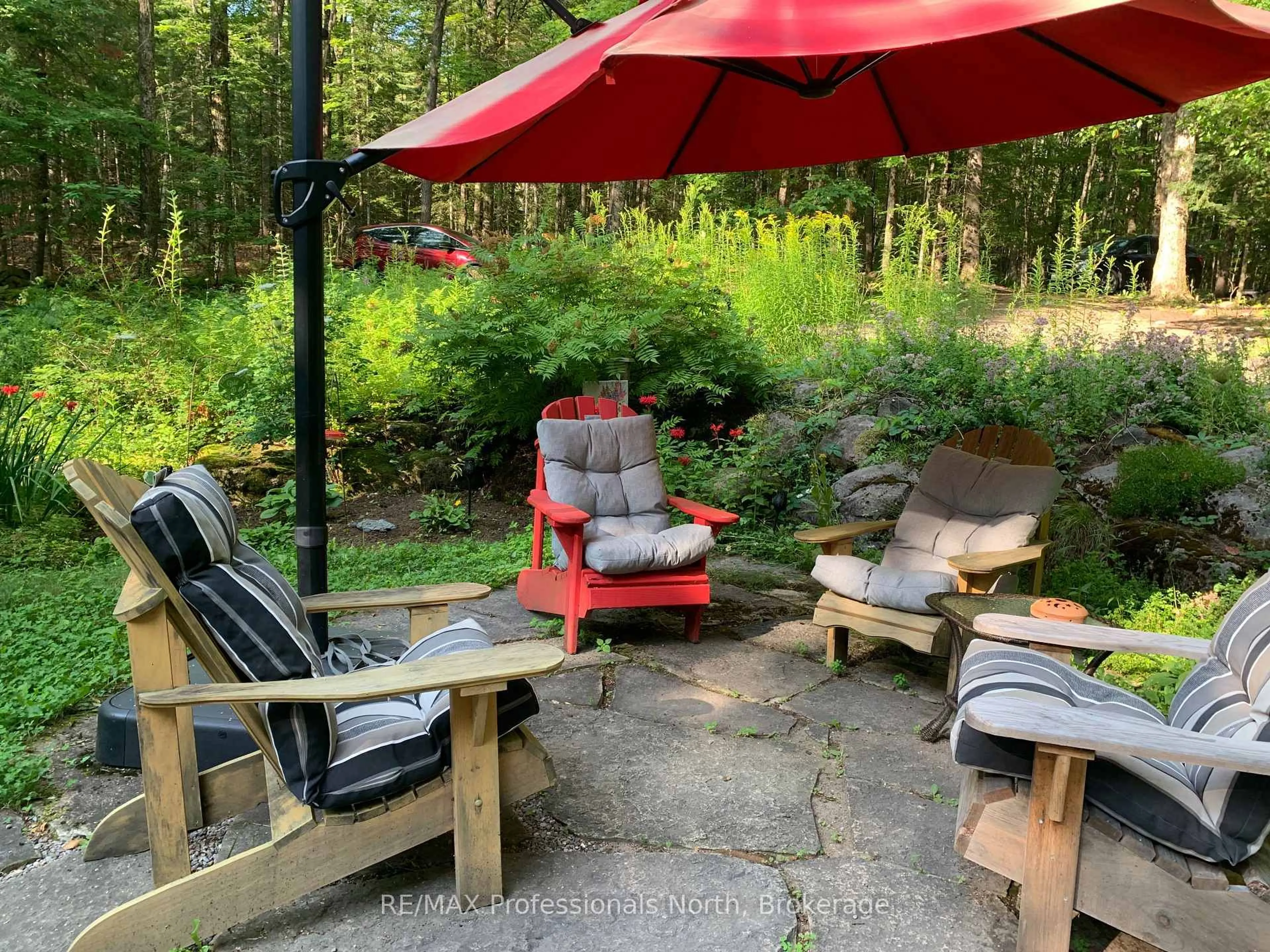 Patio, forest/trees view for 1048 Elk Dr, Dysart et al Ontario K0M 1S0