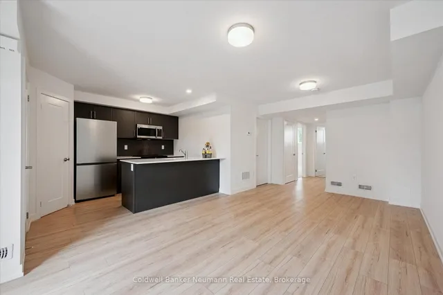 940 St David St #25, Centre Wellington 3
