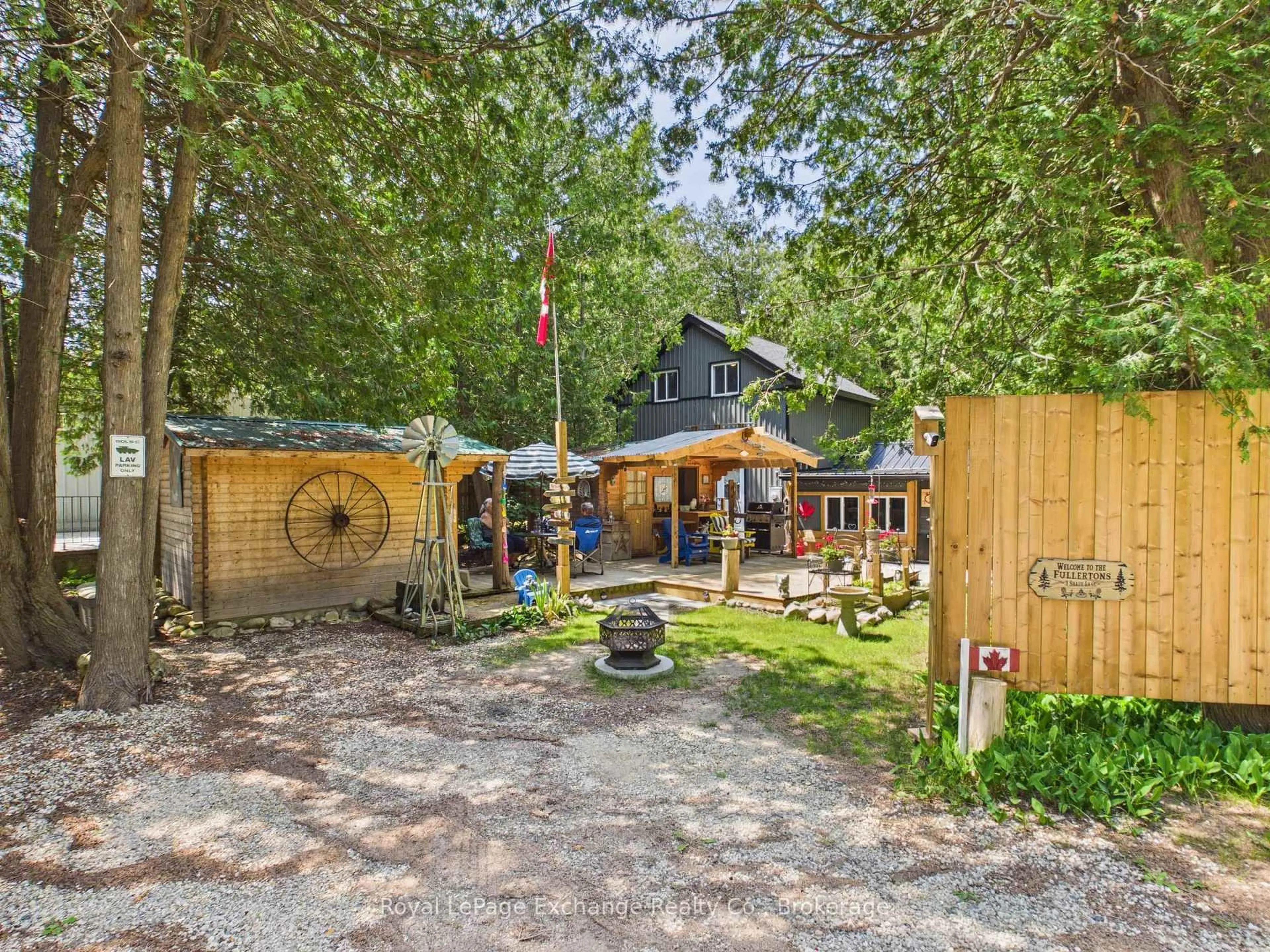 Patio, mountain view for 3 Shady Lane, Kincardine Ontario N0G 2T0
