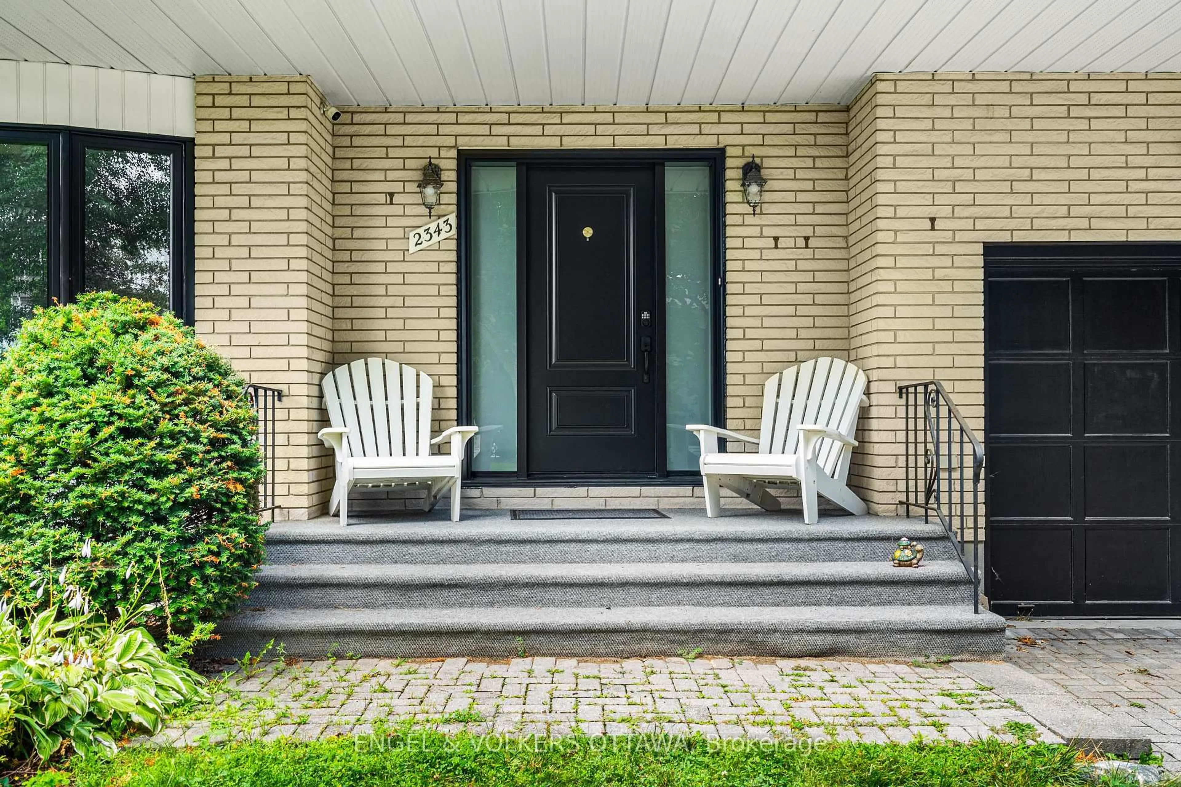 Unknown for 2343 Whitehaven Cres, Ottawa Ontario K2B 5H2
