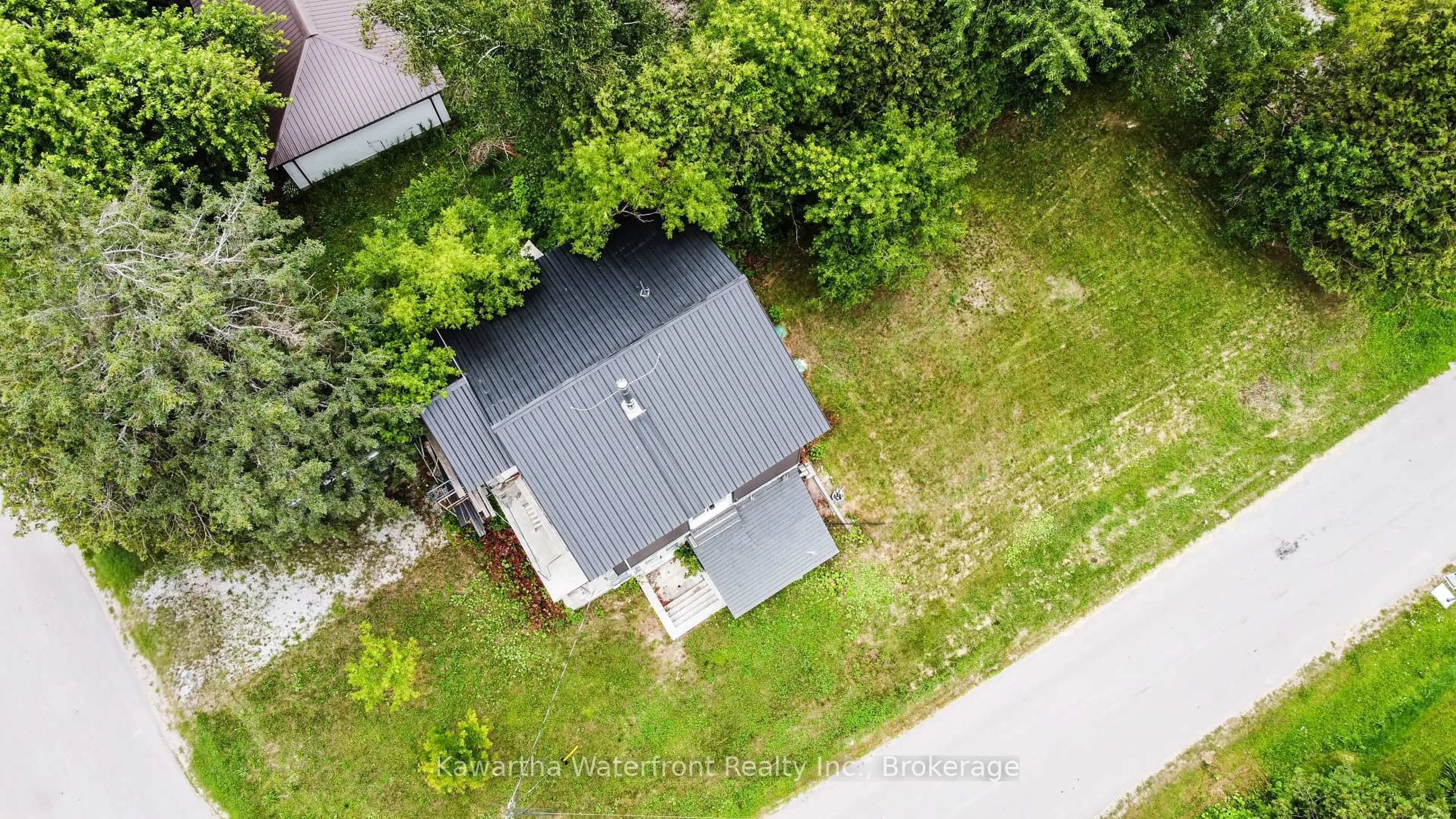 A pic from outside/outdoor area/front of a property/back of a property/a pic from drone, street for 2 Monck St, Kawartha Lakes Ontario K0M 2L0