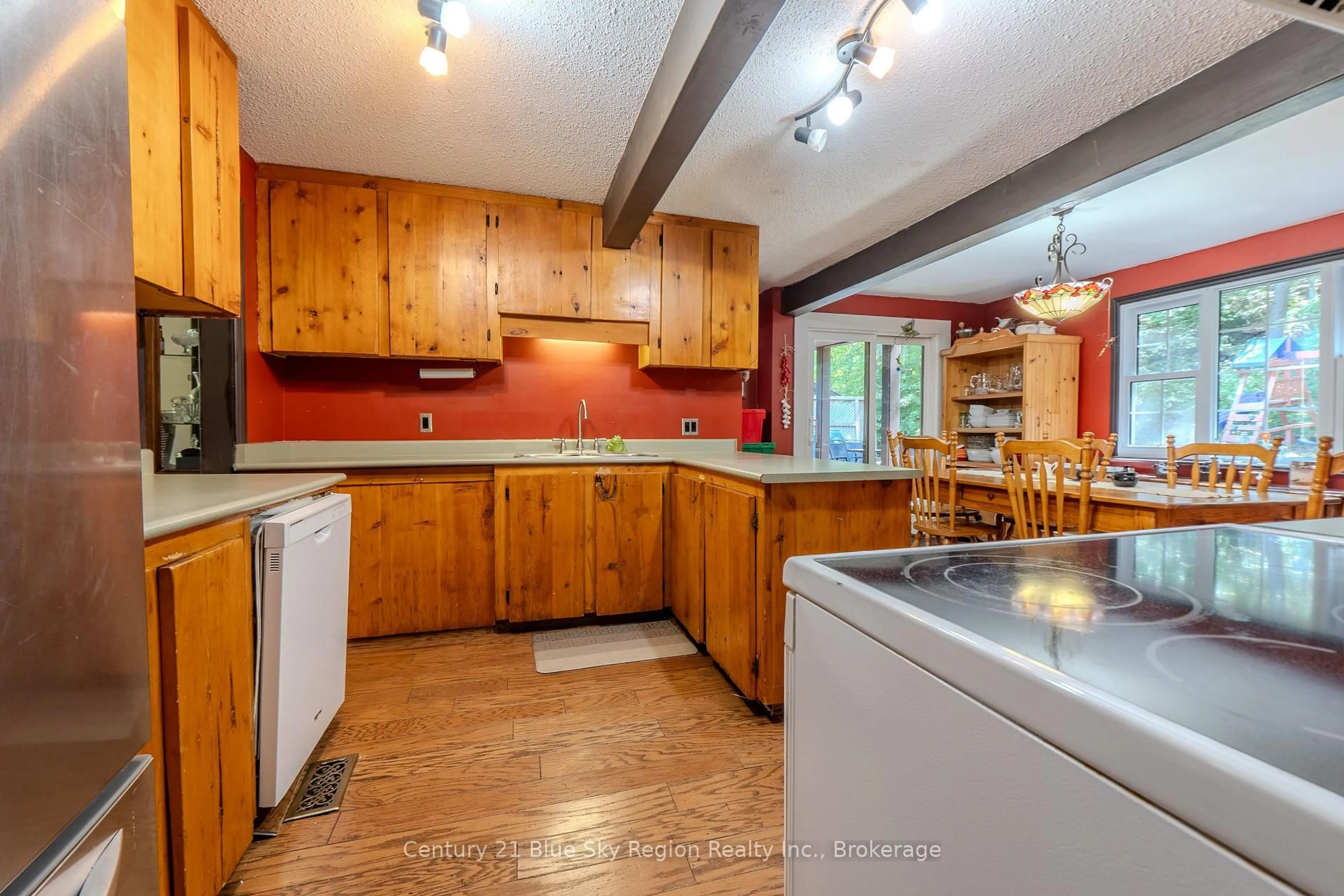 Open concept kitchen, unknown for 129 Mountain Rd, Callander Ontario P0H 1H0