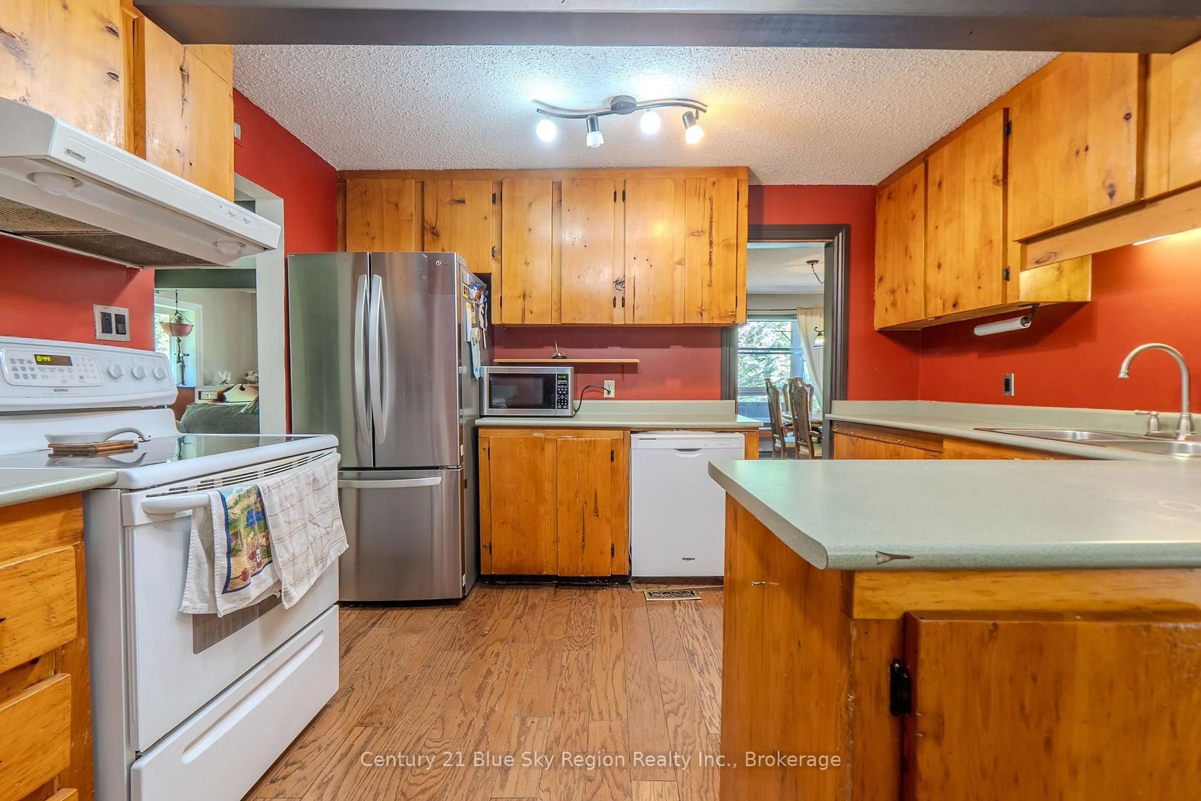 Standard kitchen, unknown for 129 Mountain Rd, Callander Ontario P0H 1H0