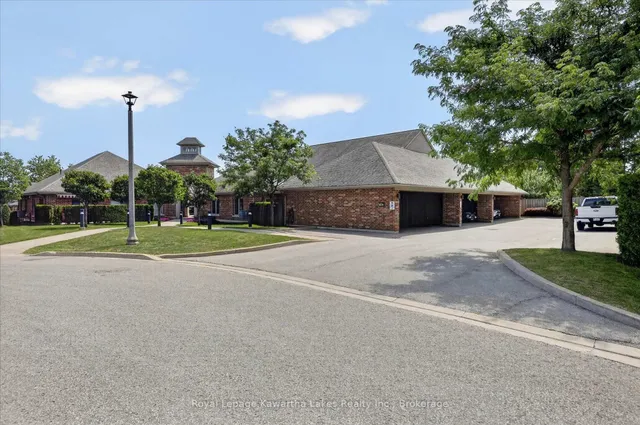 35 Green Arbour Way #7, Kawartha Lakes 5