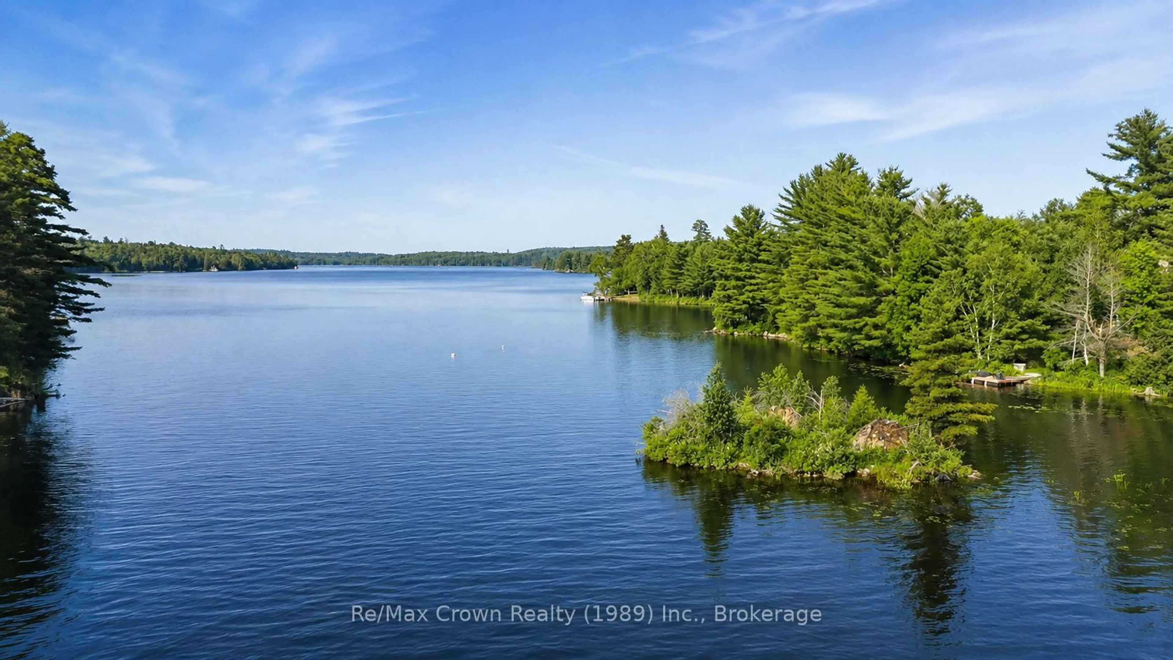 A pic from outside/outdoor area/front of a property/back of a property/a pic from drone, water/lake/river/ocean view for 32 Arnold Dr, Unorganized Townships Ontario P0H 2K0