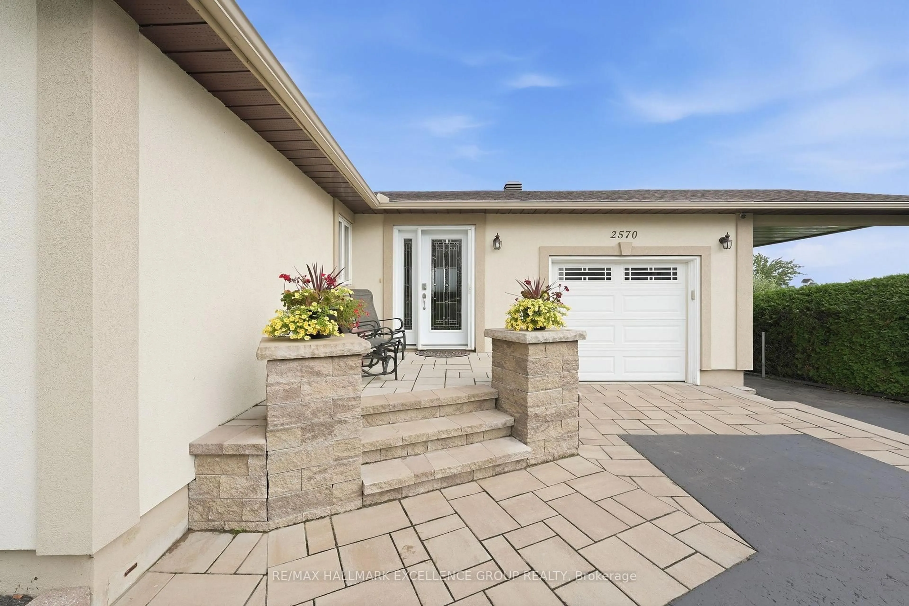 Unknown for 2570 Woods St, Clarence-Rockland Ontario K4K 1J2