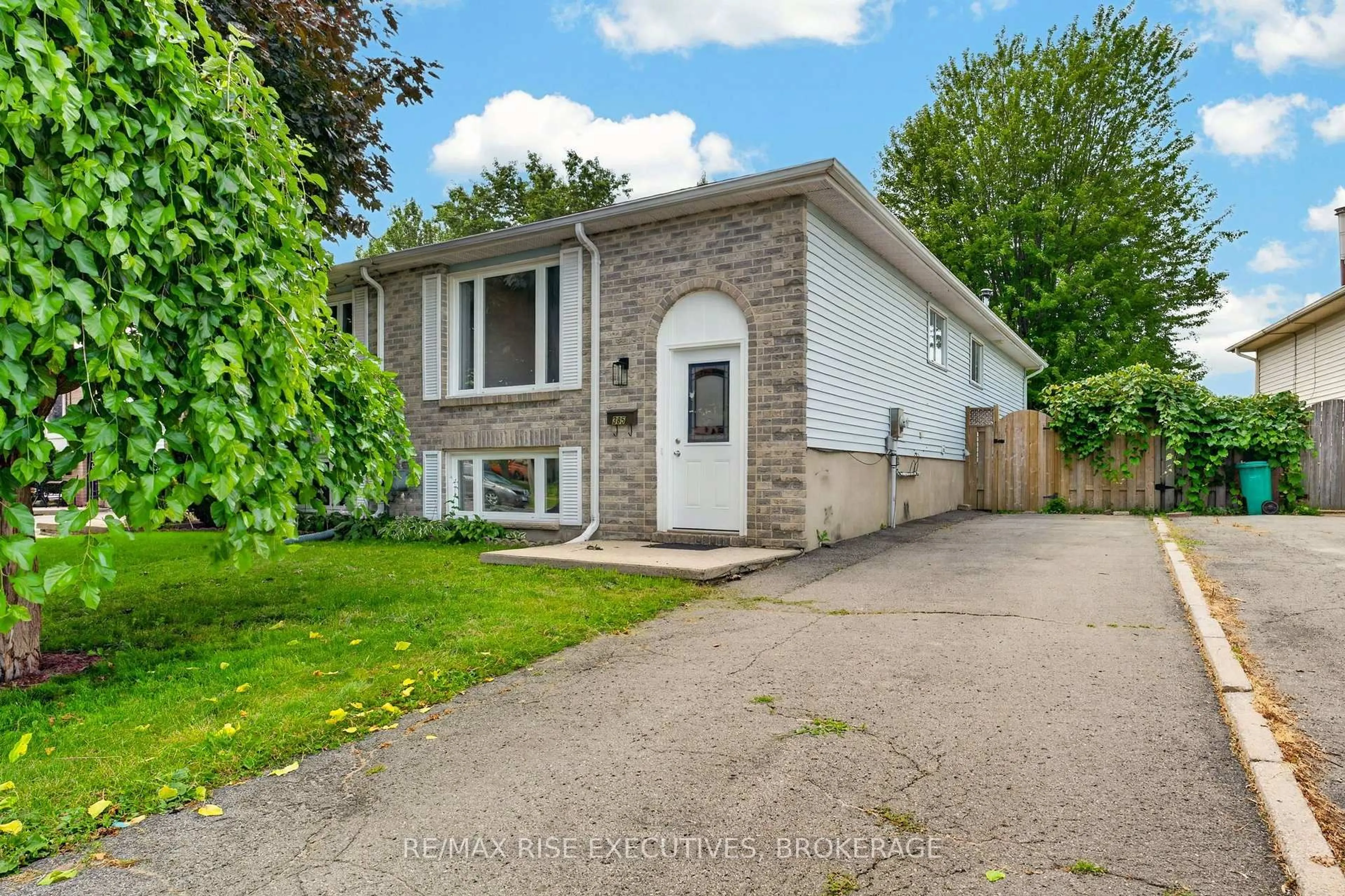 Unknown for 385 Melanie Ave, Kingston Ontario K7M 8B2