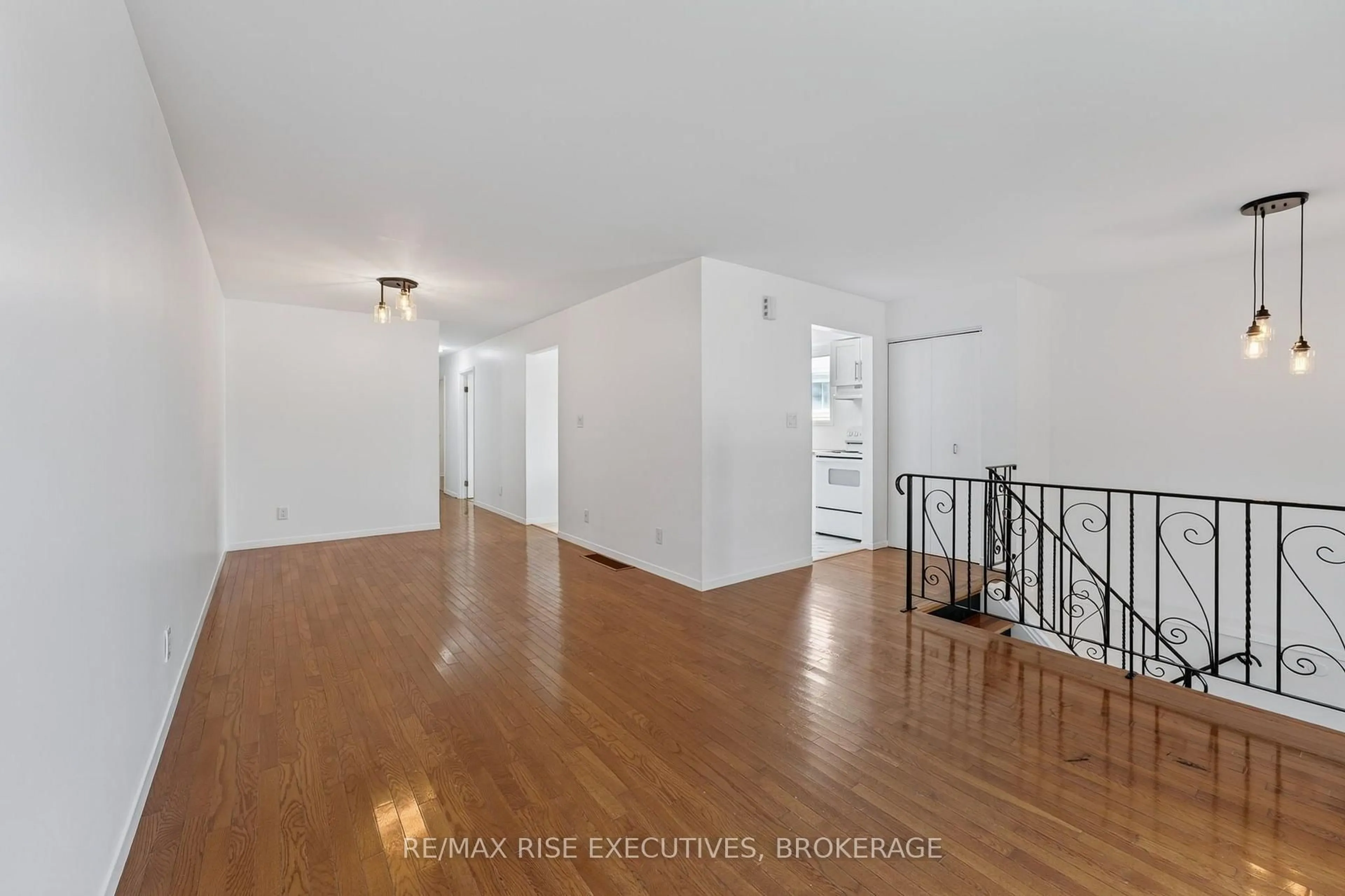 A pic of a room for 385 Melanie Ave, Kingston Ontario K7M 8B2