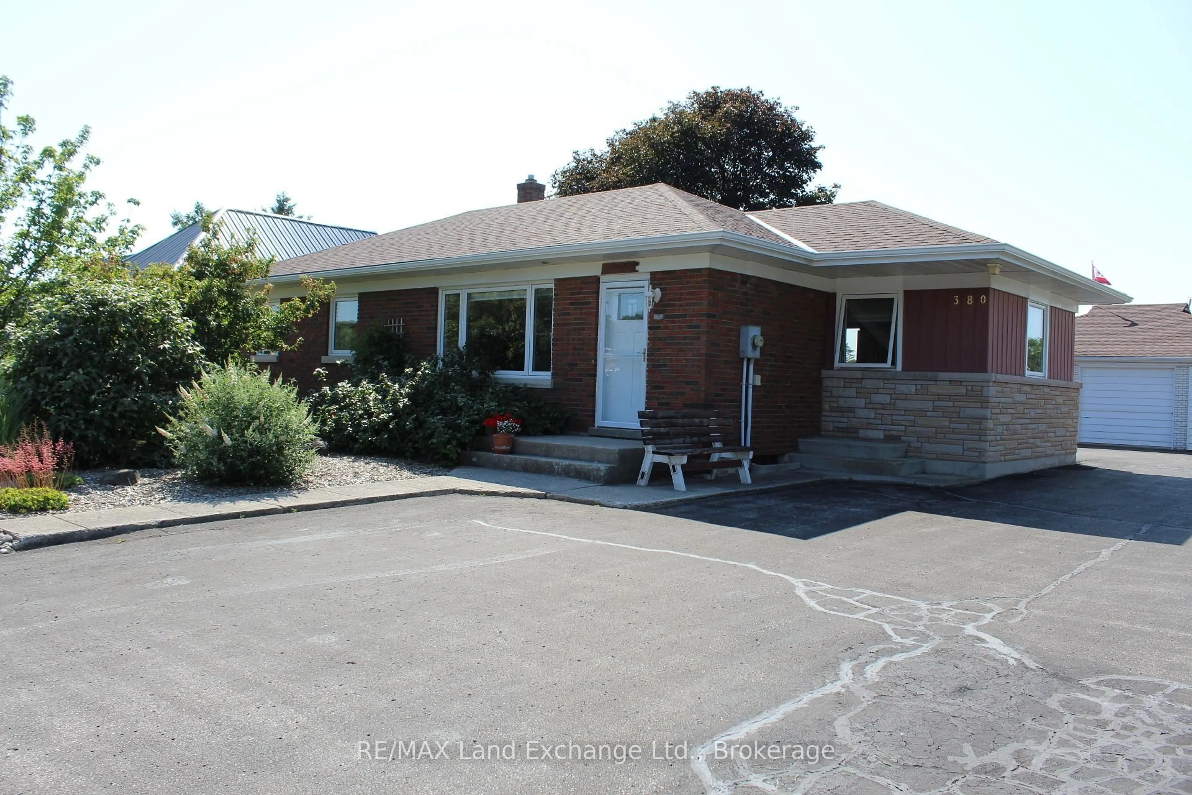 Home with brick exterior material, street for 380 Princes St, Kincardine Ontario N2Z 2T6