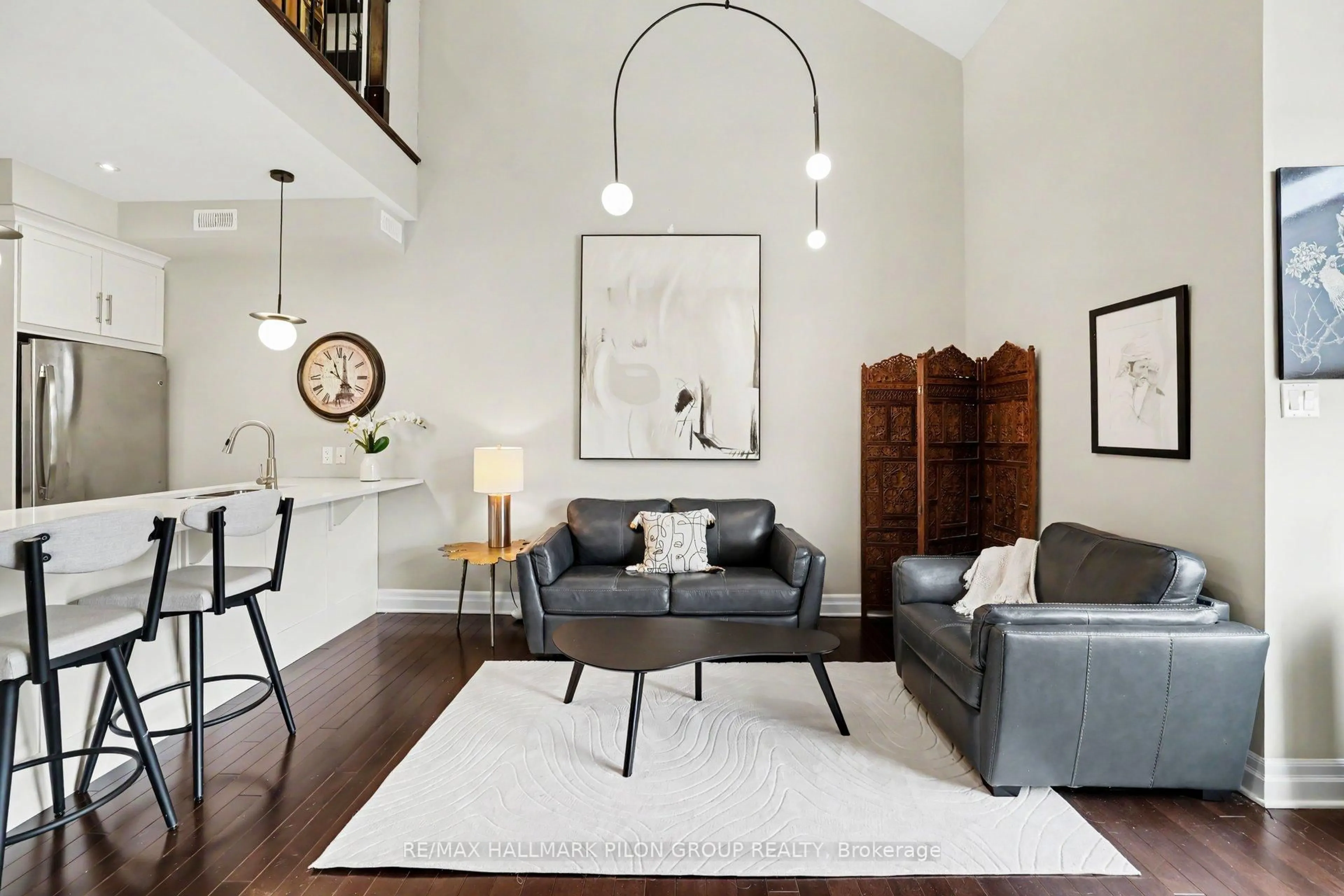 Living room with furniture, unknown for 44 Meach Private, Stittsville Ontario K2S 0T8