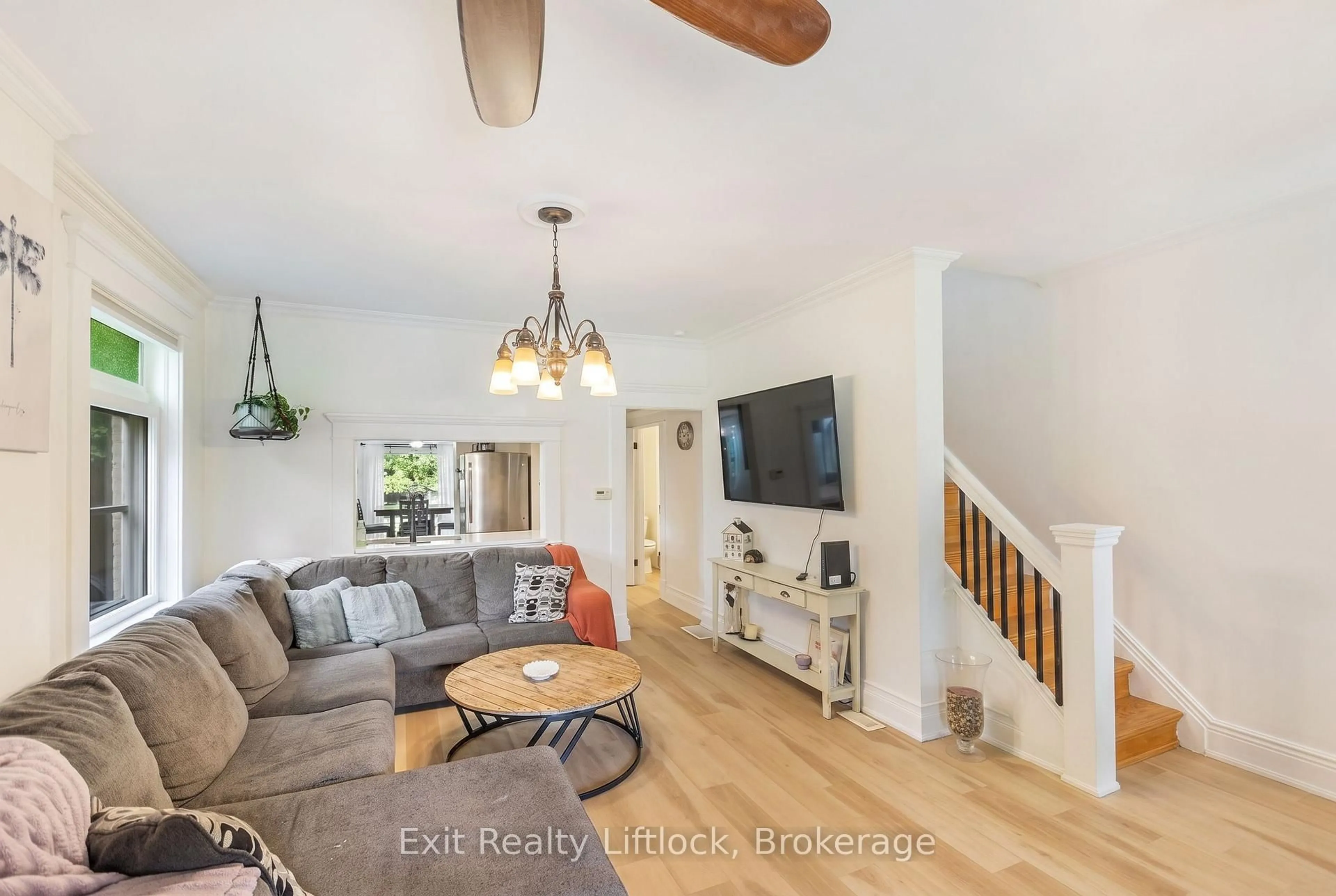 Living room with furniture, unknown for 592 Sherbrooke St, Peterborough Ontario K9J 2P5