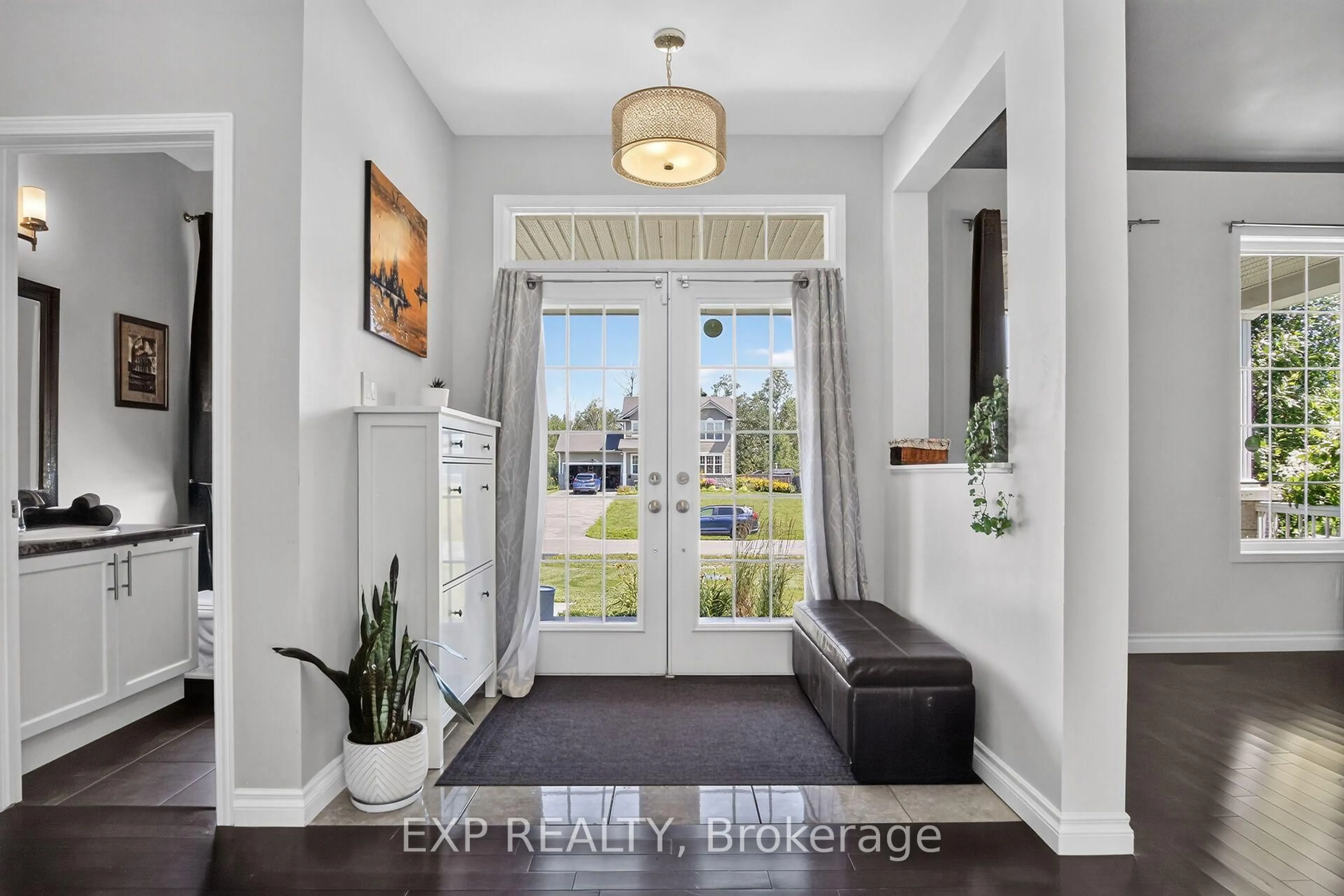 Indoor entryway for 36 White Tail Dr, Almonte Ontario K0A 1A0