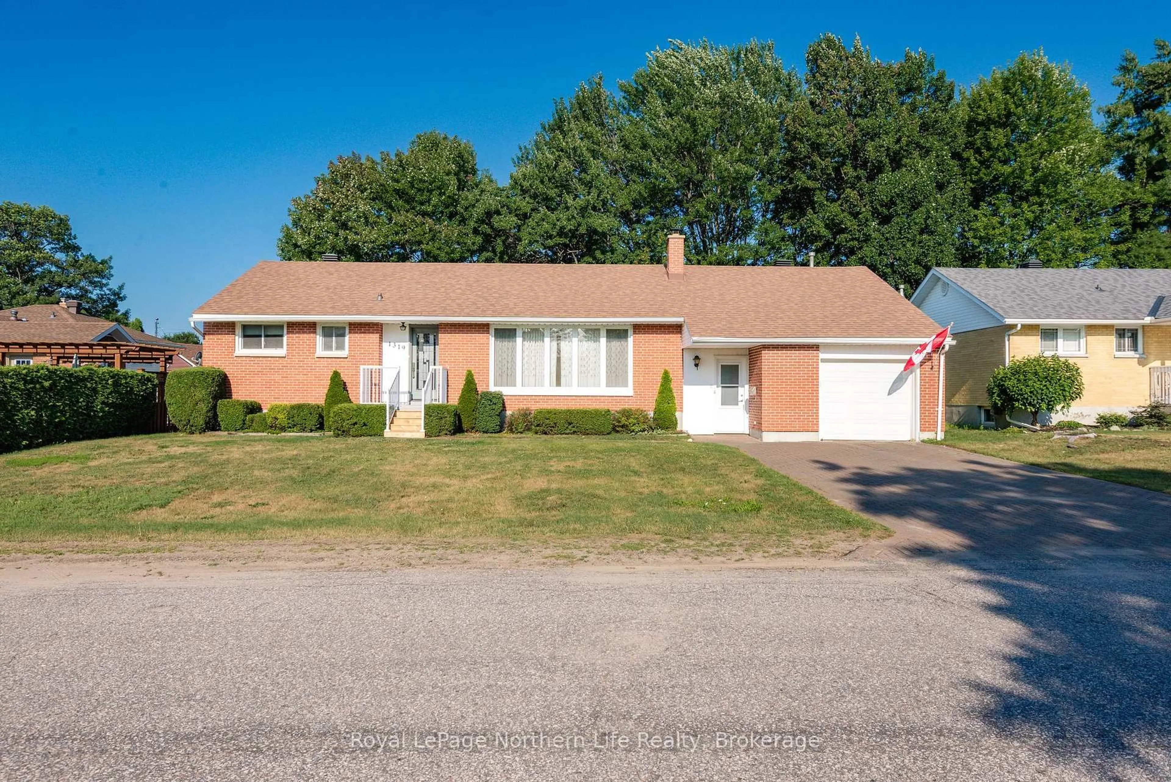 Home with brick exterior material, street for 1319 Clarence St, North Bay Ontario P1B 3W6