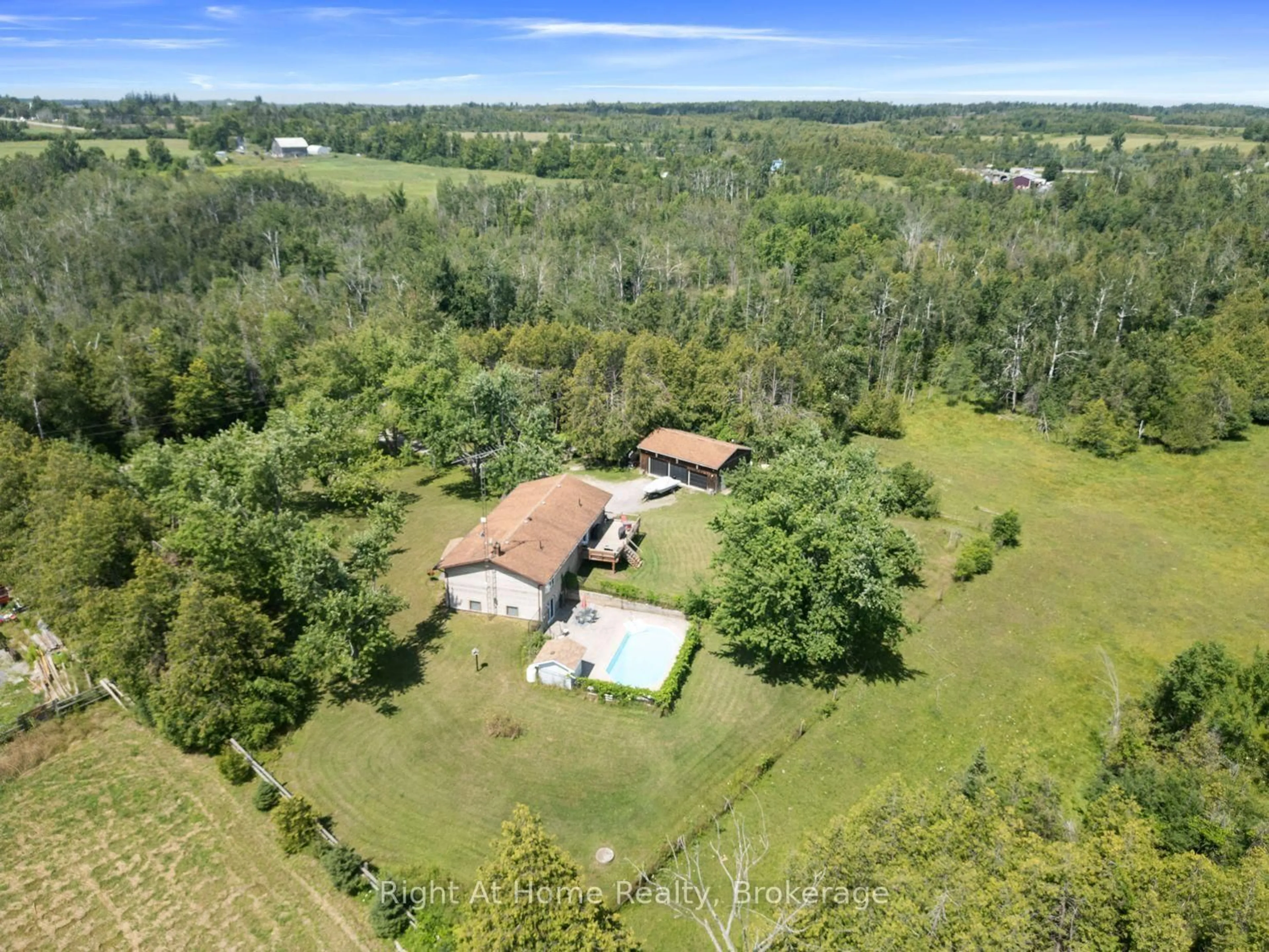 A pic from outside/outdoor area/front of a property/back of a property/a pic from drone, unknown for 34 Birch Point Rd, Kawartha Lakes Ontario K0M 1L0