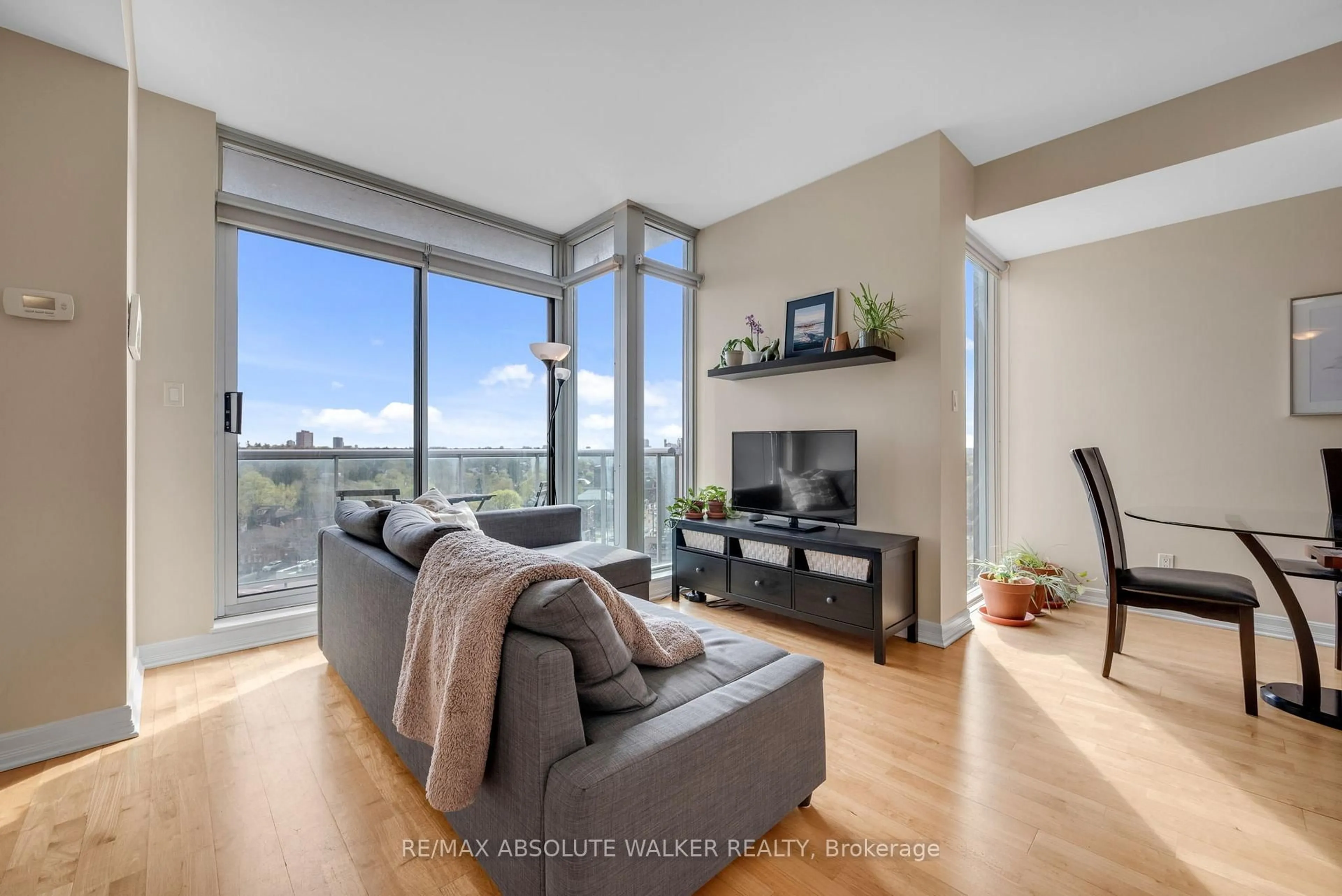 Living room with furniture, unknown for 1227 Wellington St #903, Ottawa Ontario K1Y 0G7