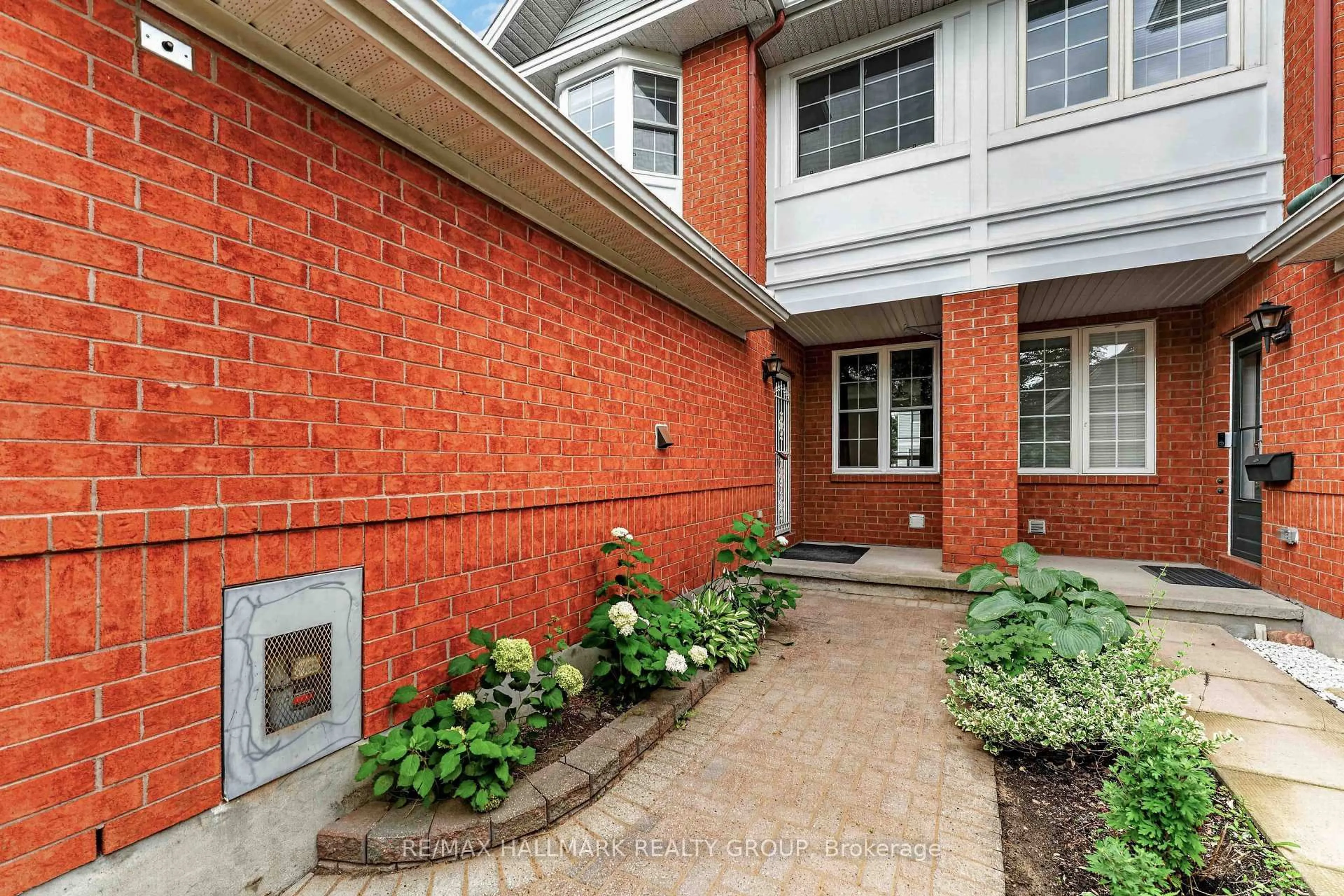 Home with brick exterior material, street for 16 Central Park Dr, Ottawa Ontario K2C 3Z9