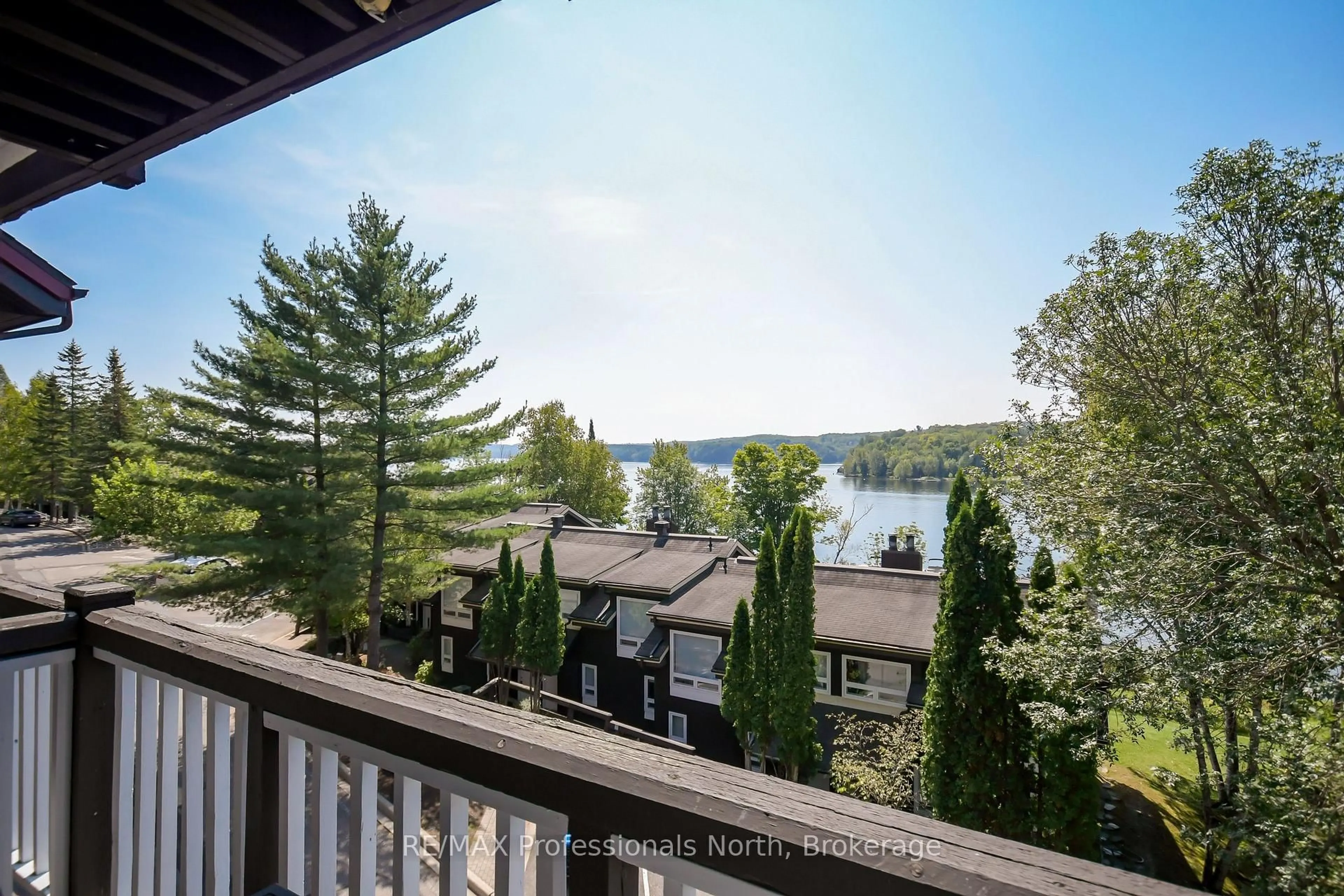 Patio, water/lake/river/ocean view for 26 Turner Dr #13, Huntsville Ontario P1H 1A8