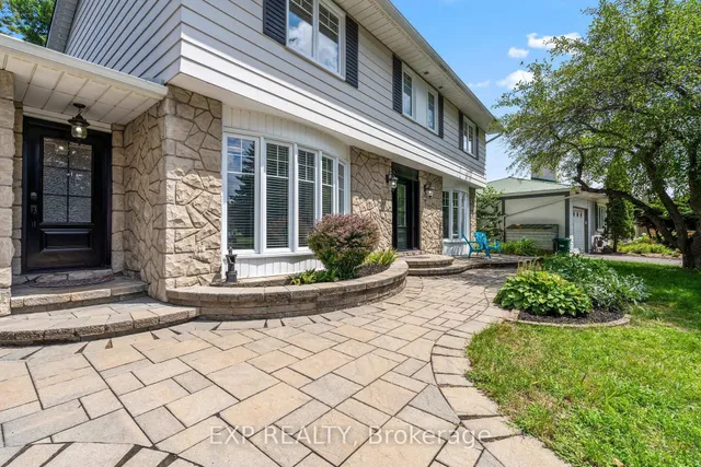 11 Roberta Cres, Ottawa 4