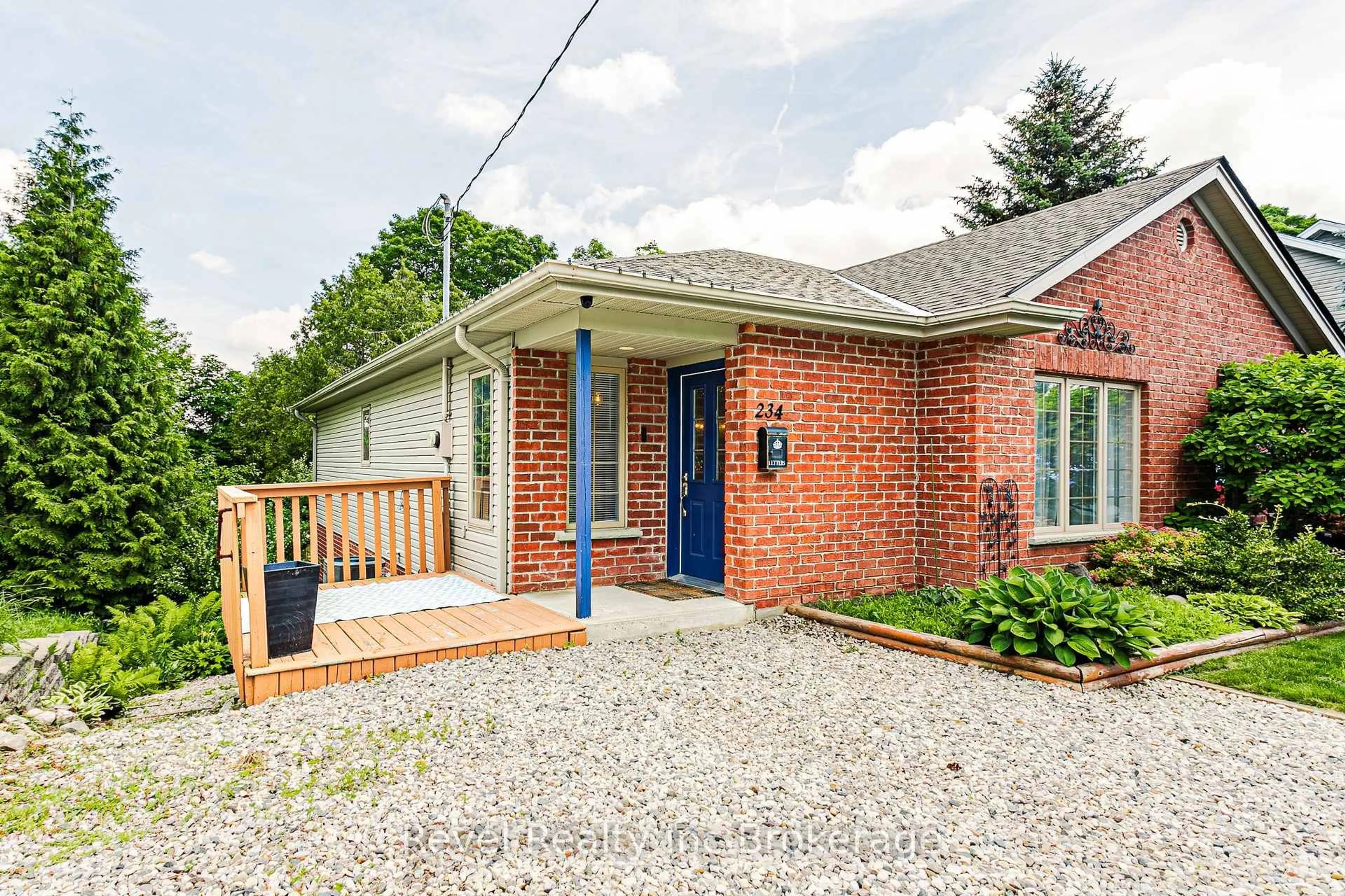 Home with brick exterior material, street for 234 Thames St, Ingersoll Ontario N5C 3E4