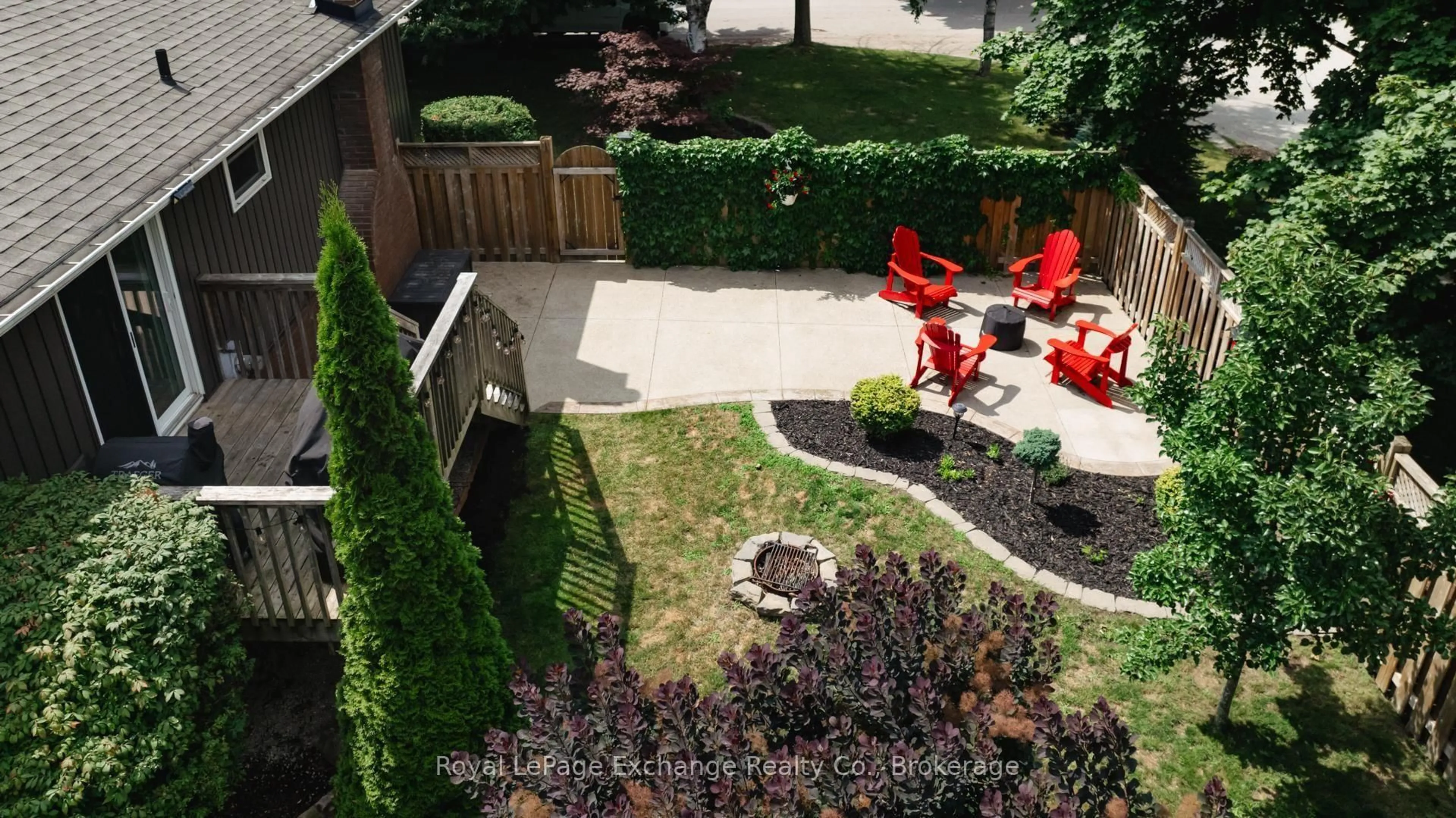 Patio, street for 29 Anne Marie Cres, Huron-Kinloss Ontario N2Z 2N1