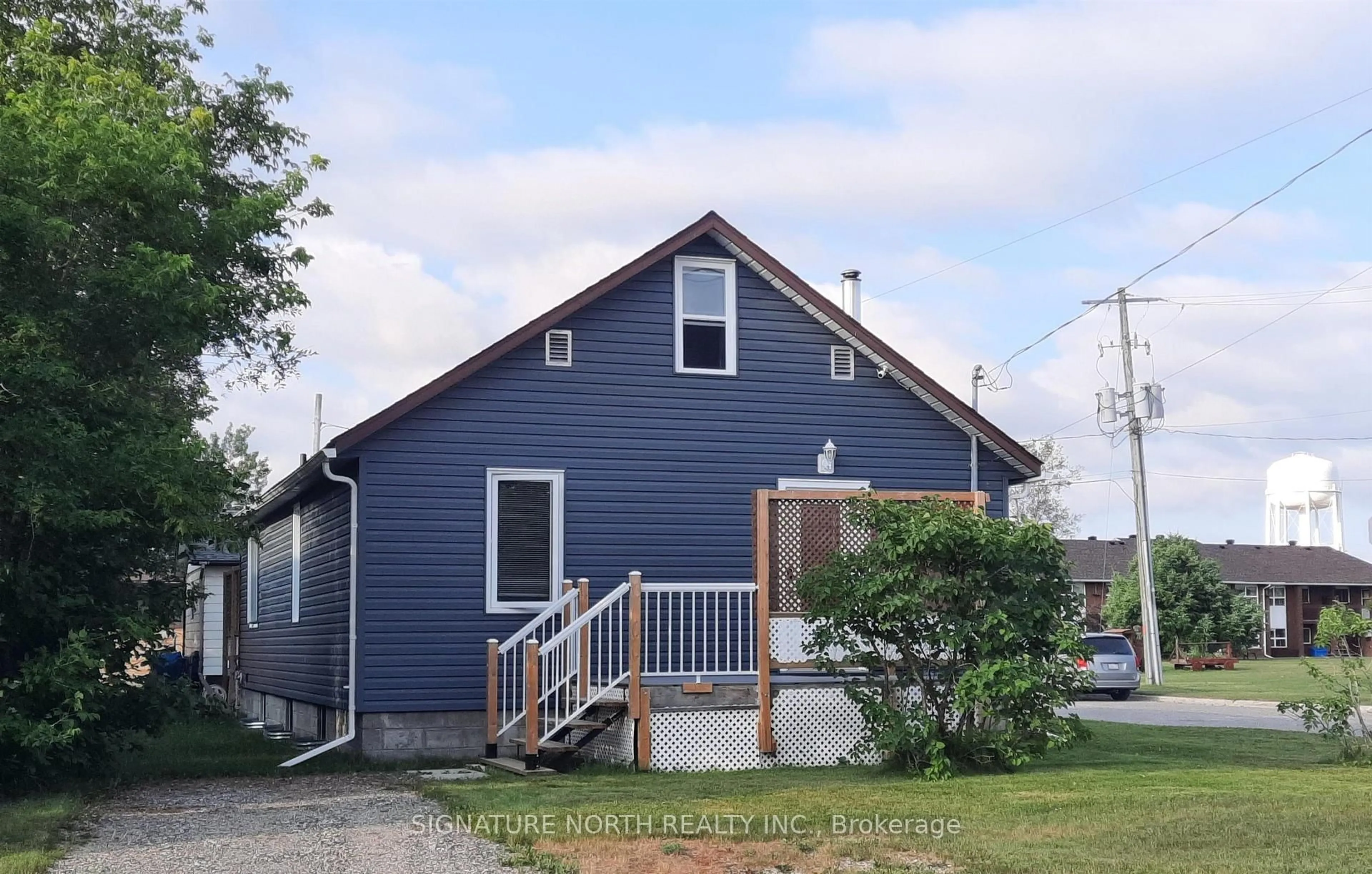 Unknown for 311 Fourth Ave, Greenstone Ontario P0T 1M0