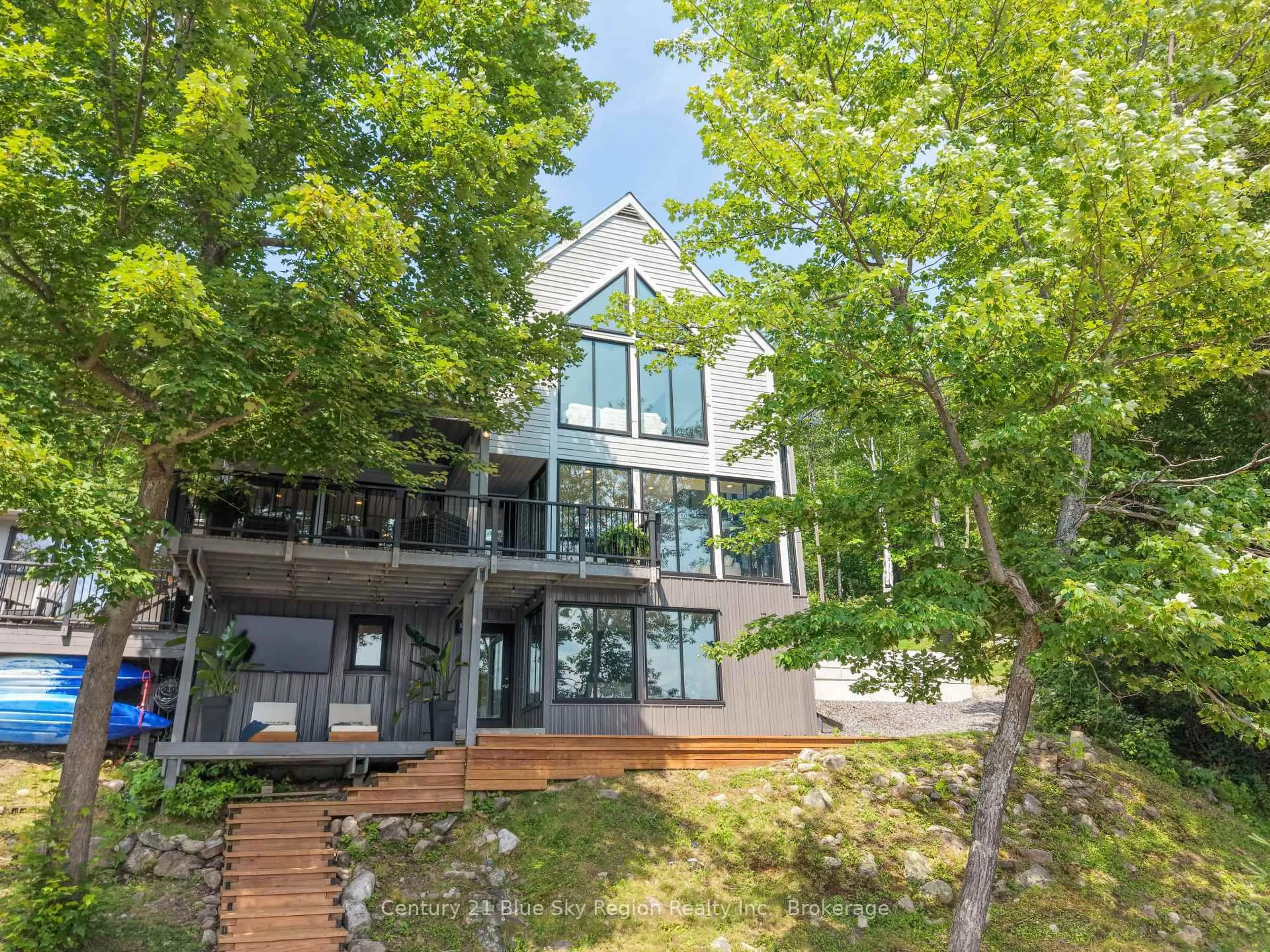 A pic from outside/outdoor area/front of a property/back of a property/a pic from drone, water/lake/river/ocean view for 1543 Northshore Rd, North Bay Ontario P1B 8G4