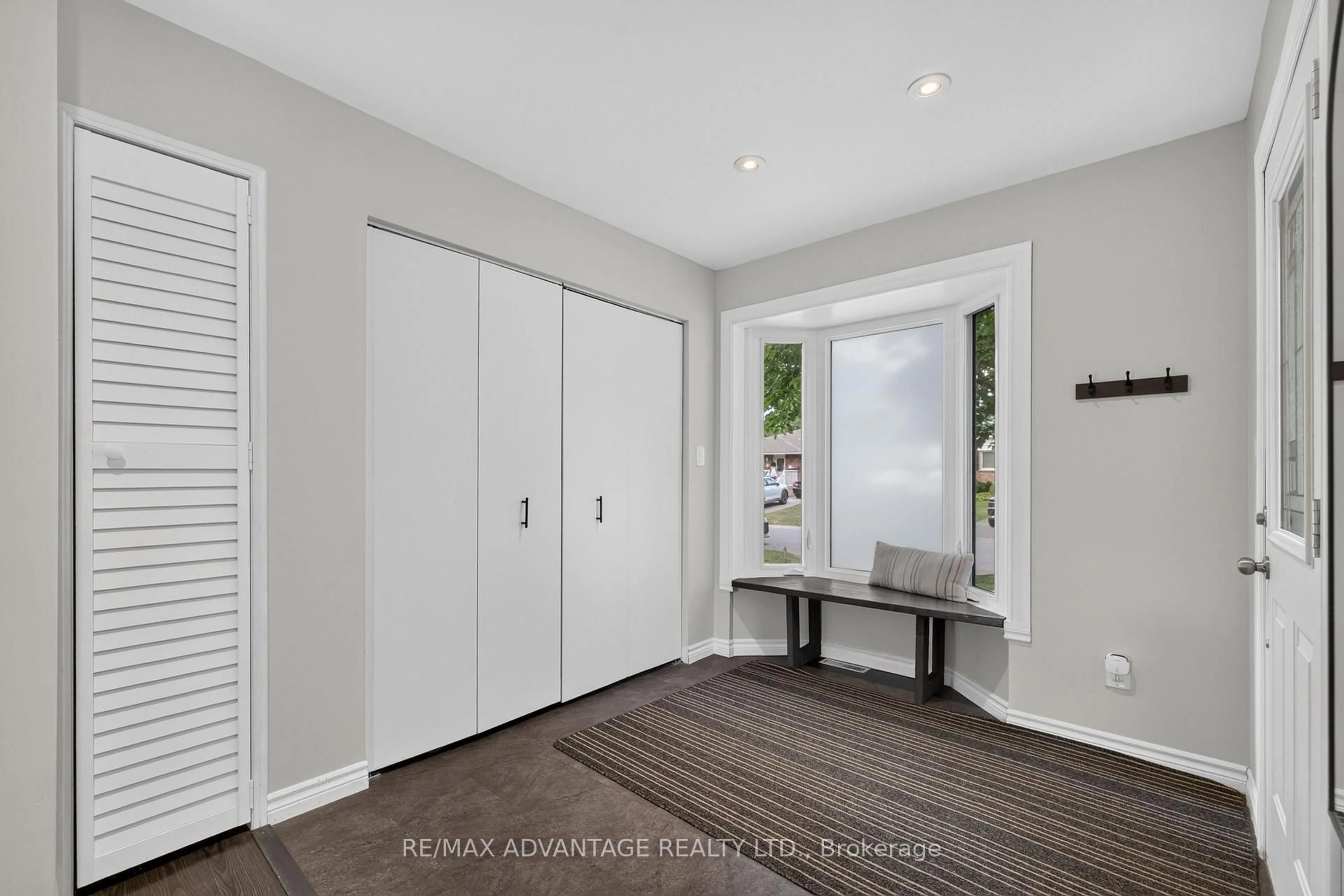 Indoor entryway for 52 Mathers St, London South Ontario N6C 3W2