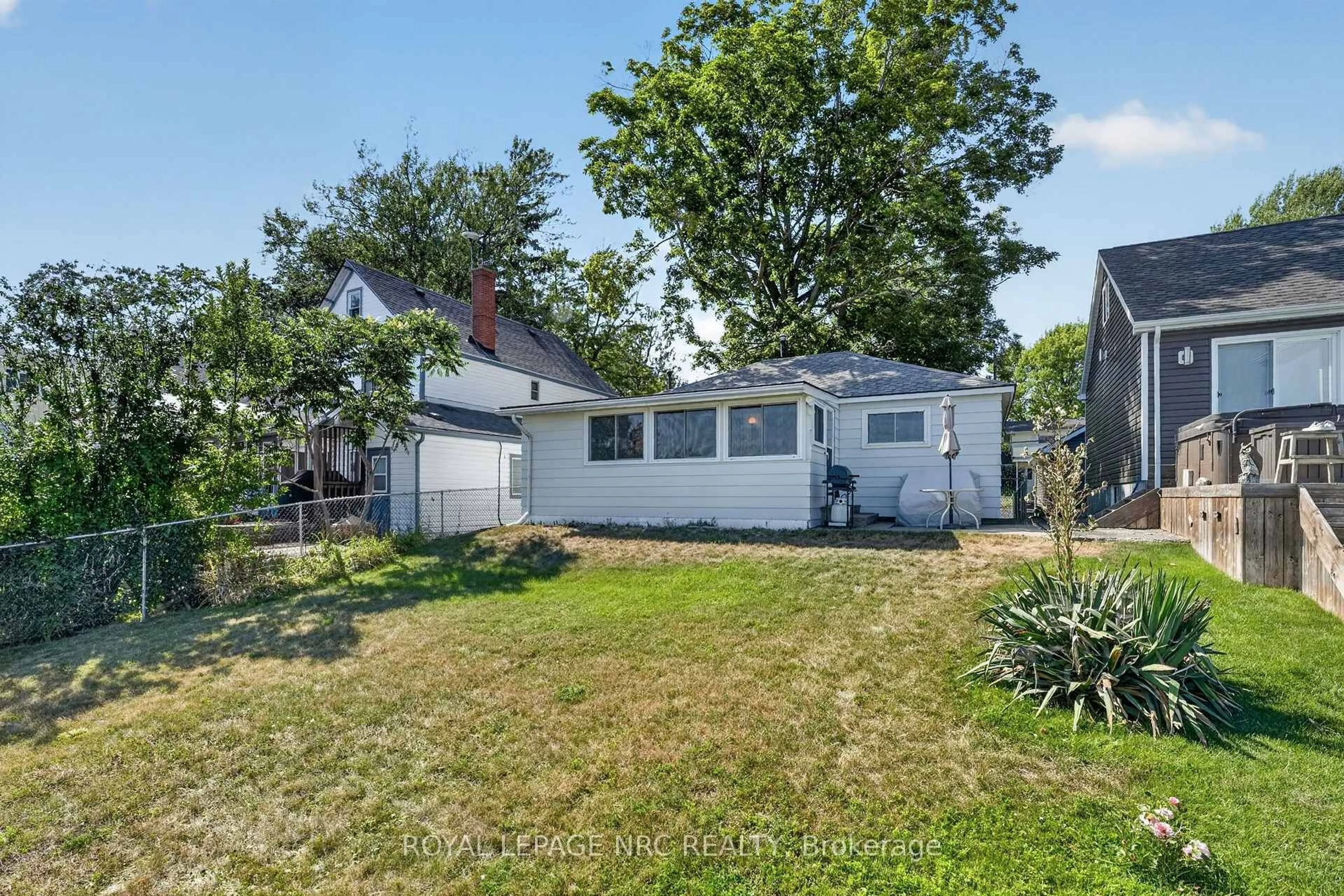 Unknown for 3779 Crystal Beach Dr, Fort Erie Ontario L0S 1B0