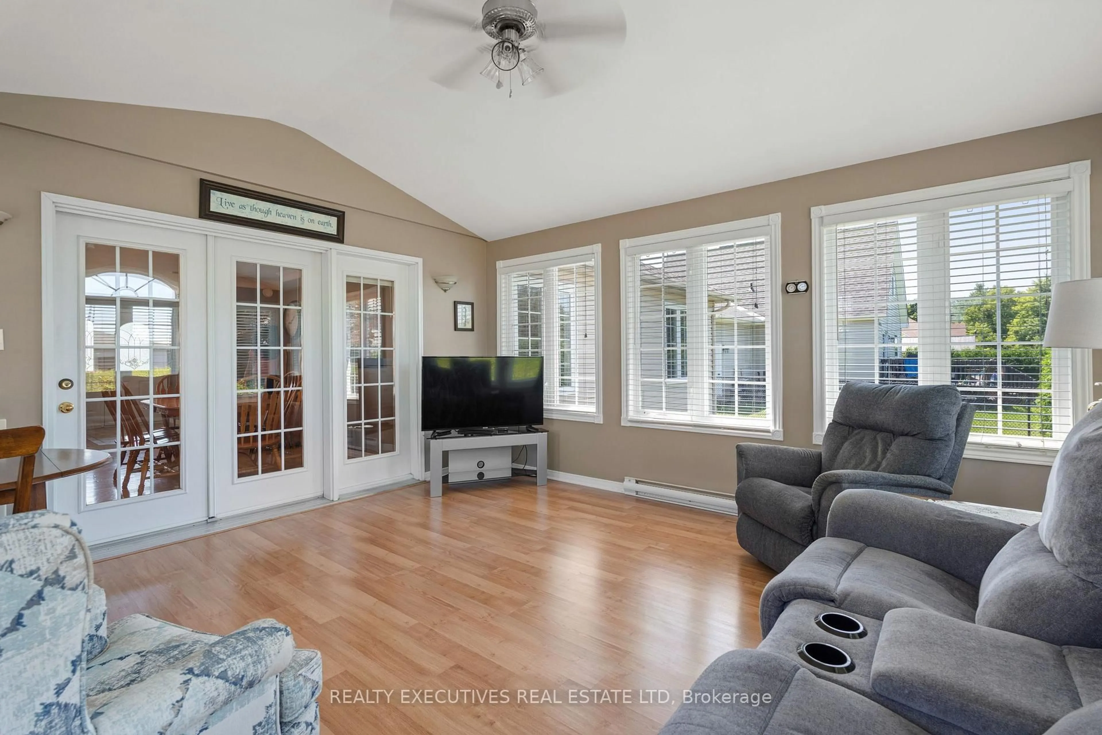 Living room with furniture, unknown for 434 Queen St, North Dundas Ontario K0C 2K0