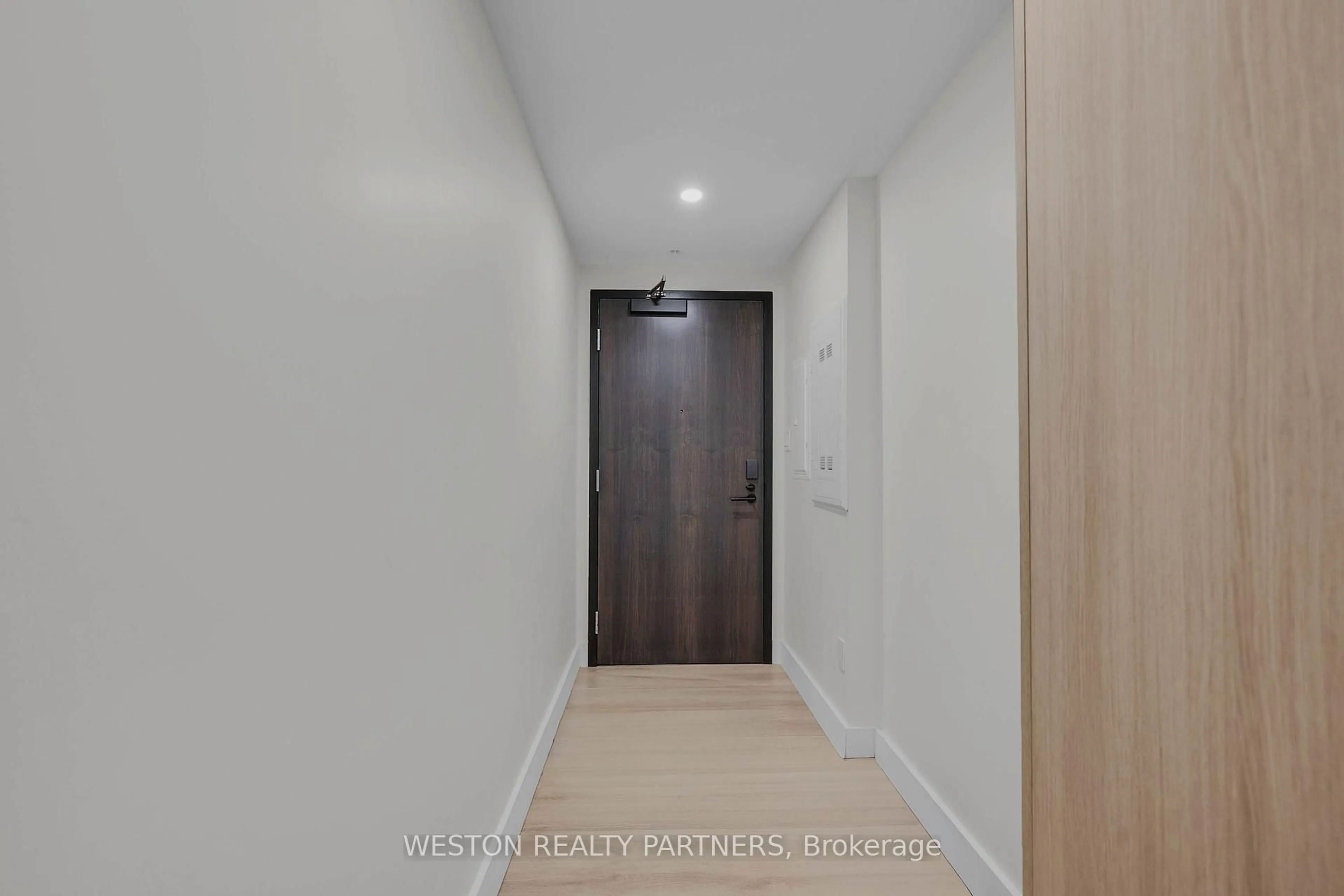 Indoor entryway for 145 Columbia St #1134, Kitchener Ontario N2L 0K7