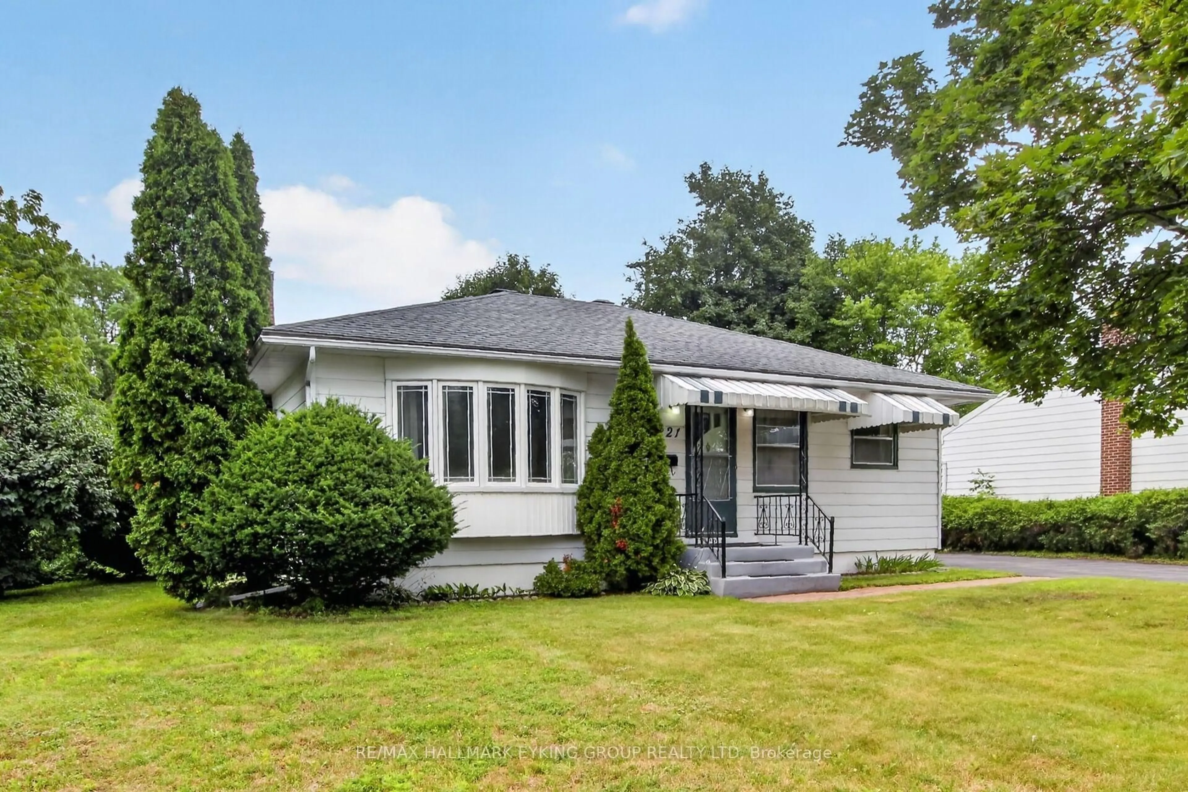 Home with vinyl exterior material, street for 1821 Haig Dr, Ottawa Ontario K1G 2J2